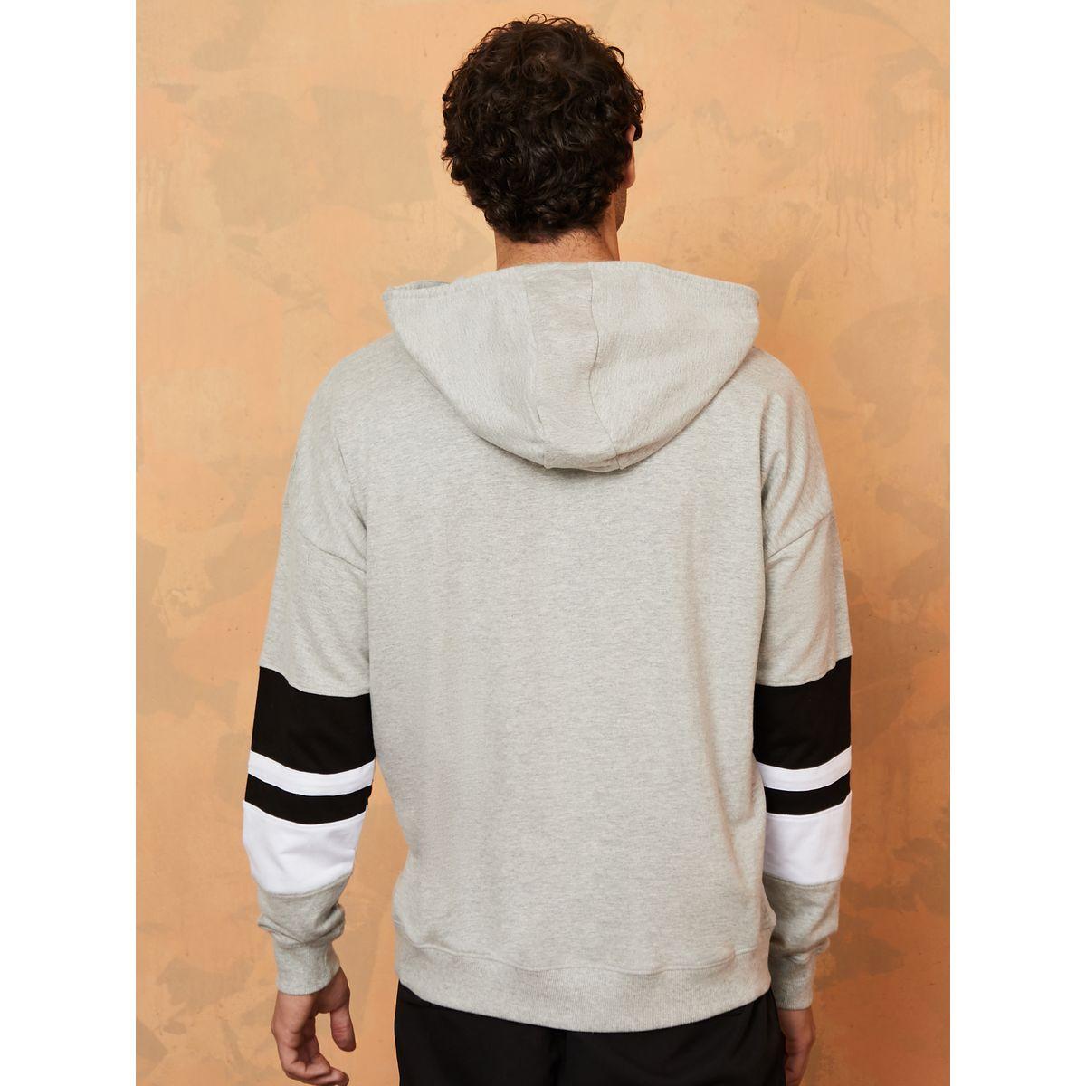 هودي مطبع بطبعة فارسيتي-men-winterwear-hoodiesandsweatshirts-image-5