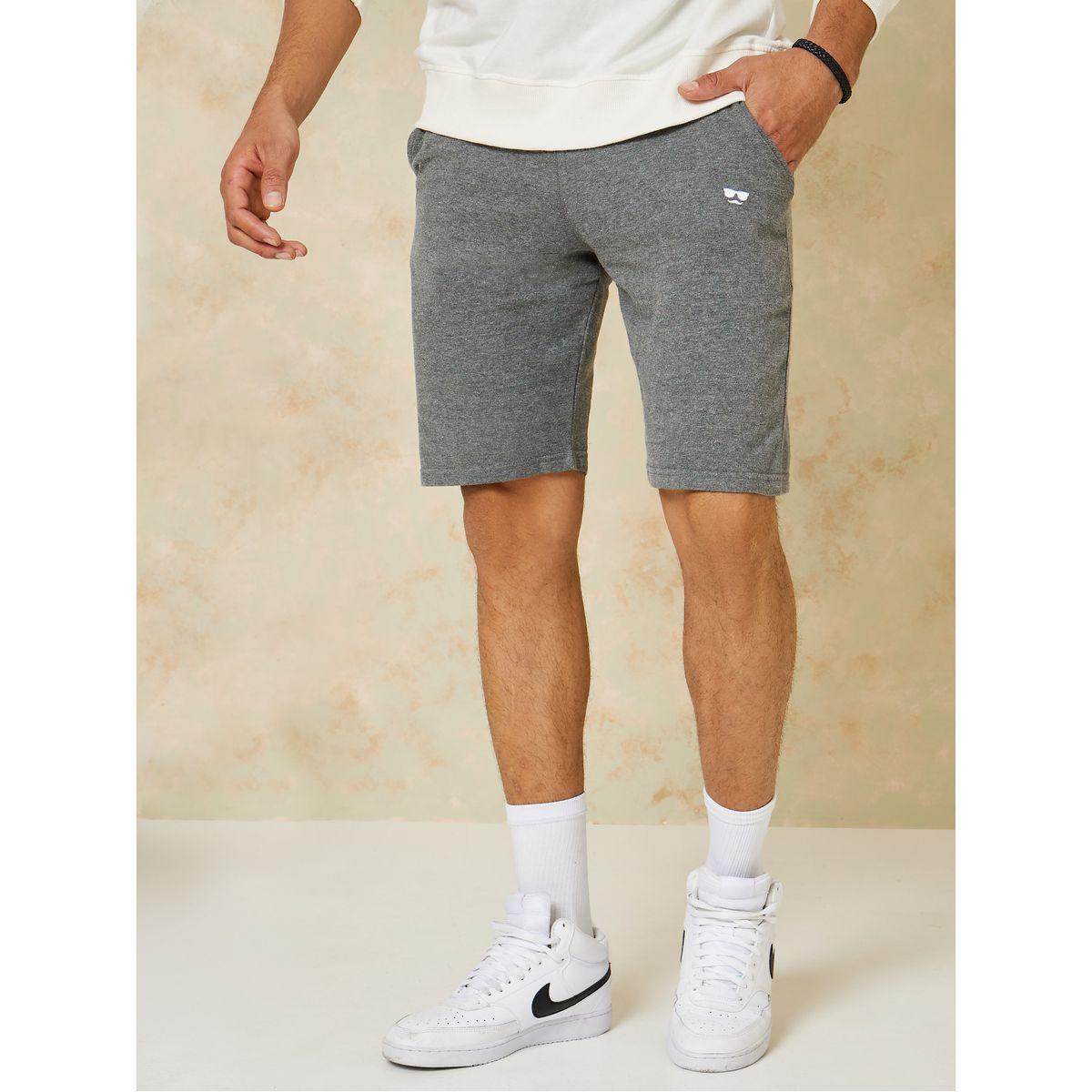 شورت محبوك بخصر بتداخل مغاير-men-clothing-bottoms-shorts-image-1