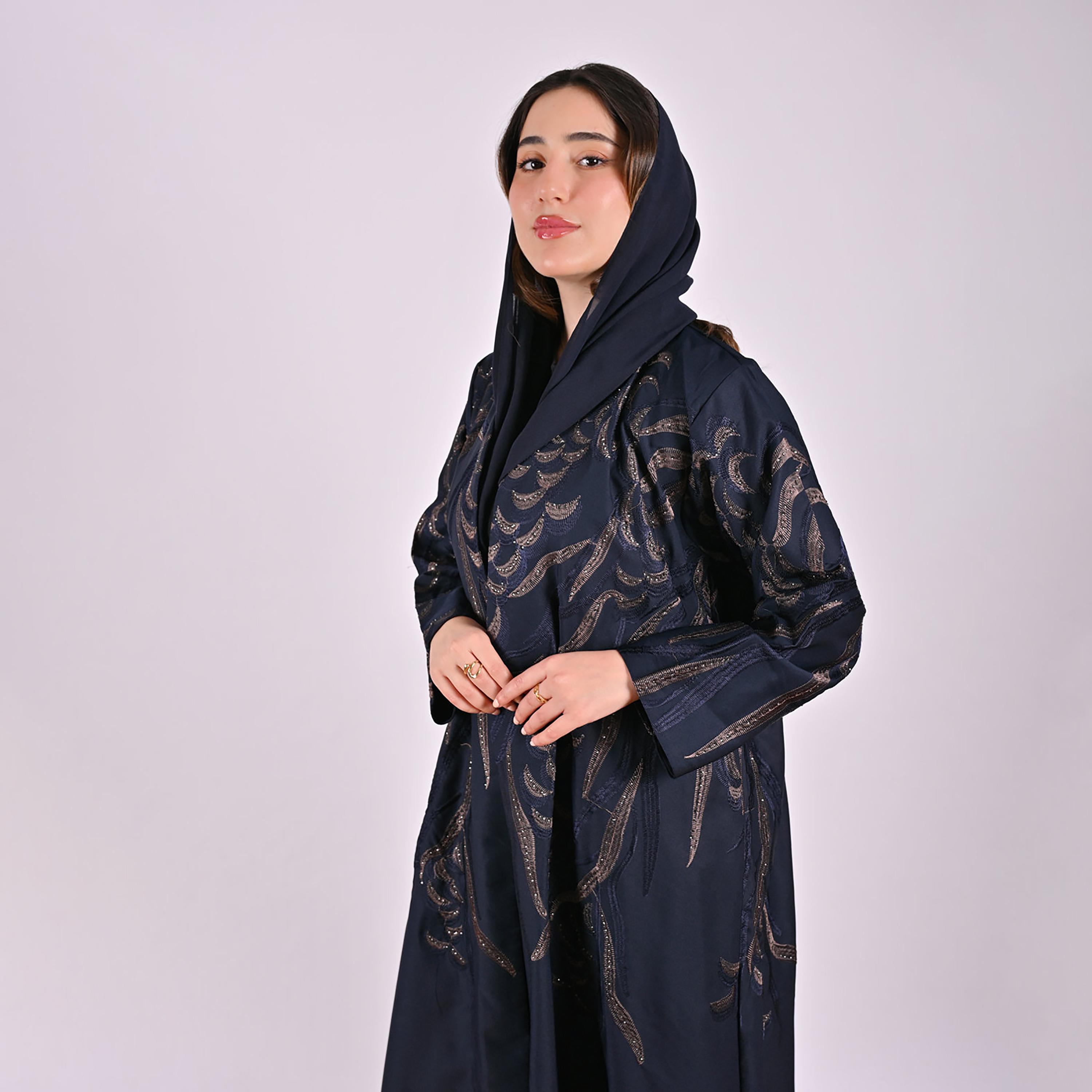 عباءة كلوش كتان مطرزة بأشكال هندسية مع حجاب للنساء من حوراء-women-arabicclothing-abayas-image-3
