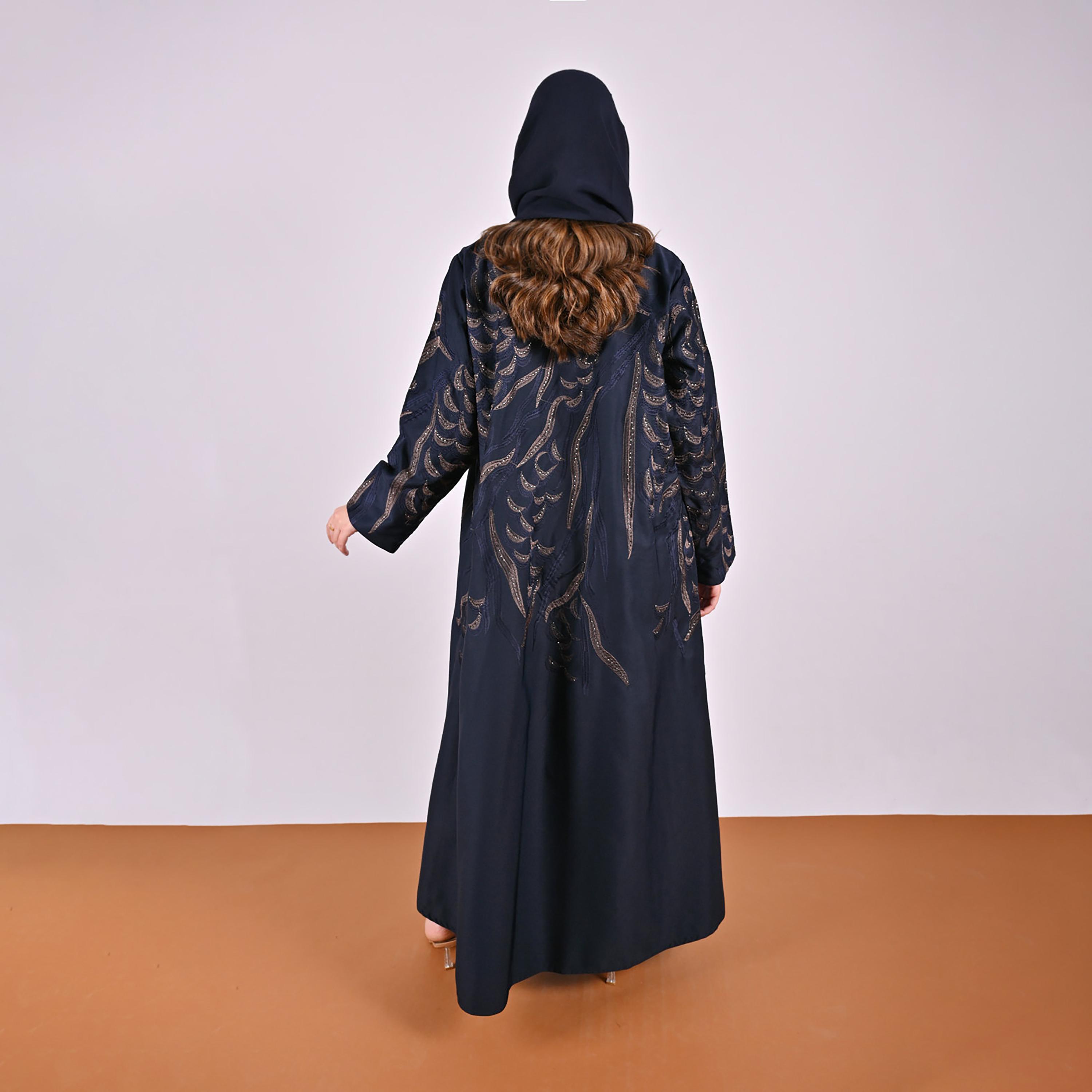 عباءة كلوش كتان مطرزة بأشكال هندسية مع حجاب للنساء من حوراء-women-arabicclothing-abayas-image-5