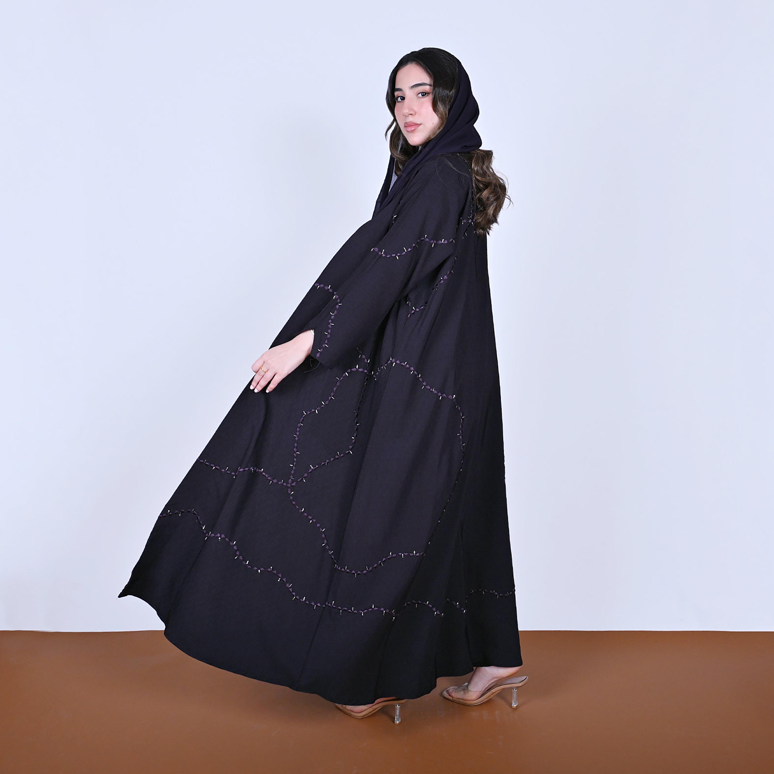 عباءة كتان مطرزة مع حجاب للنساء من حوراء-women-arabicclothing-abayas-image-8