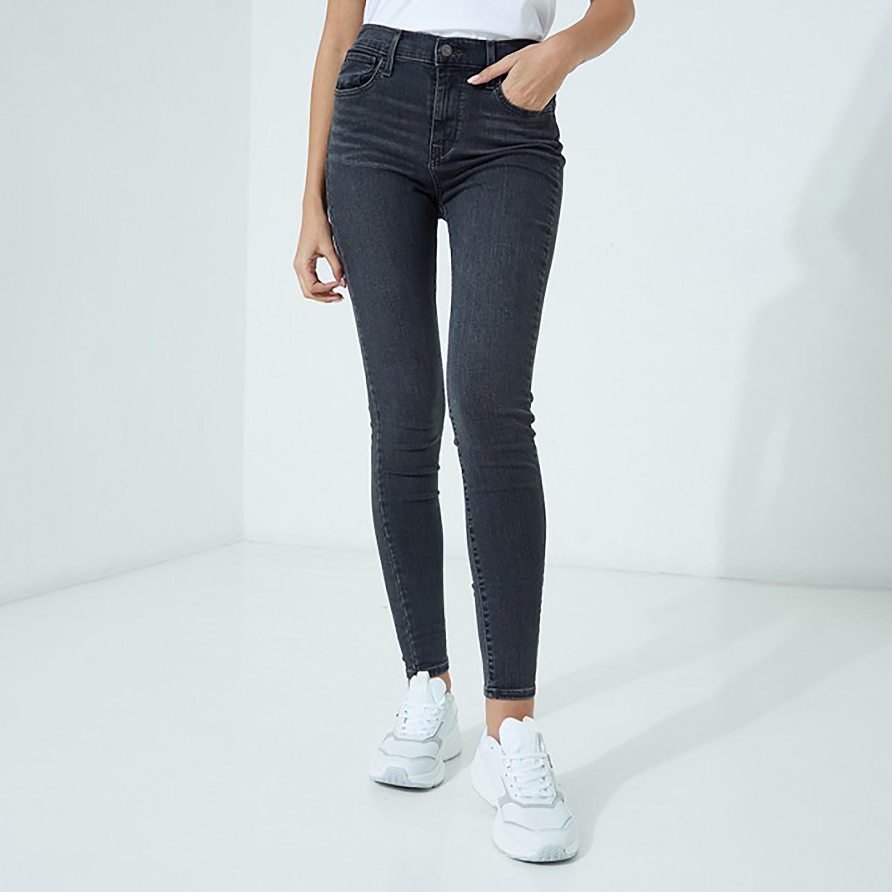 بنطال جينز من ليفايز بلون اسود ذو اسكيني فت وجيب مرتفع الارتفاع-women-clothing-bottoms-jeans-image-1