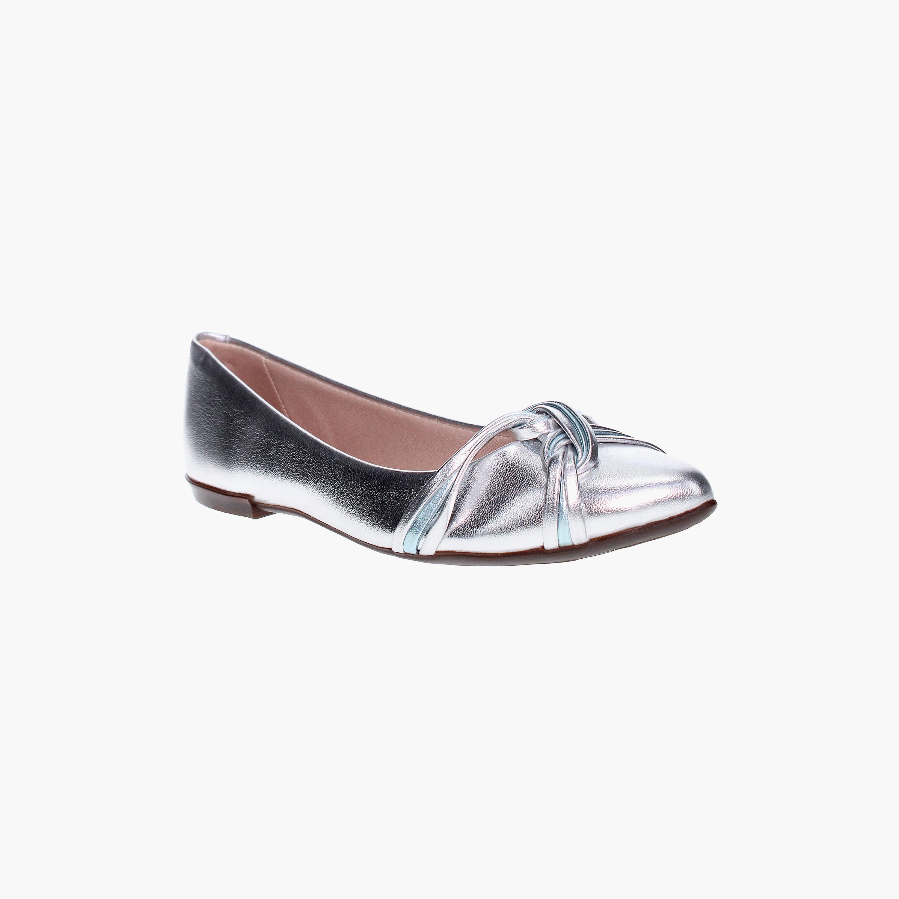 Moleca by Geoomnii Women's Metallic Pointed Toe Ballerinas with Upper Knot Design | 5301-375-25911    -women-shoes-ballerinas-image-1