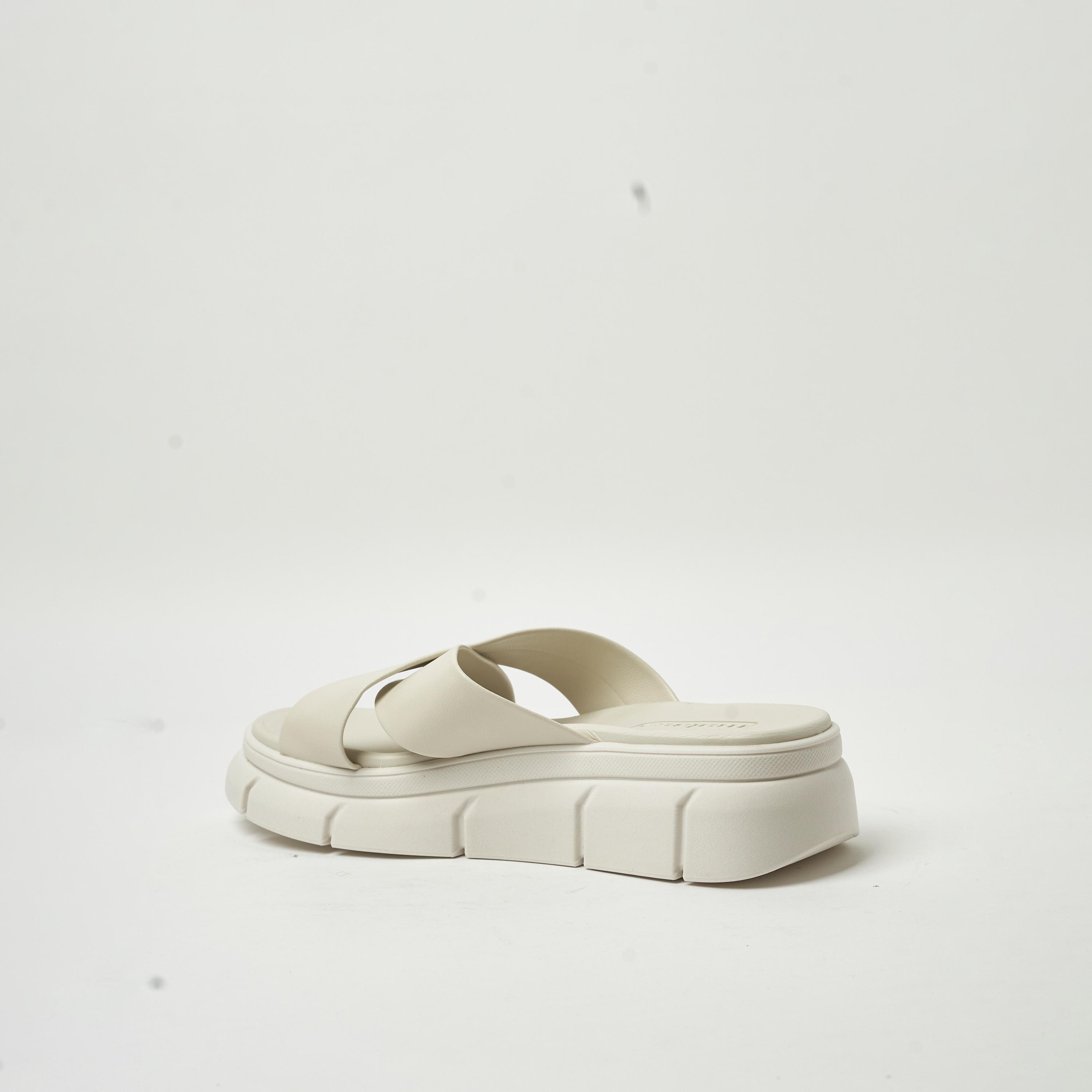 موليكا - شبشب نسائي سهل الارتداء ذو نعل سميك | 5483-100-9569-35312-women-shoes-sandals-heeled-image-3