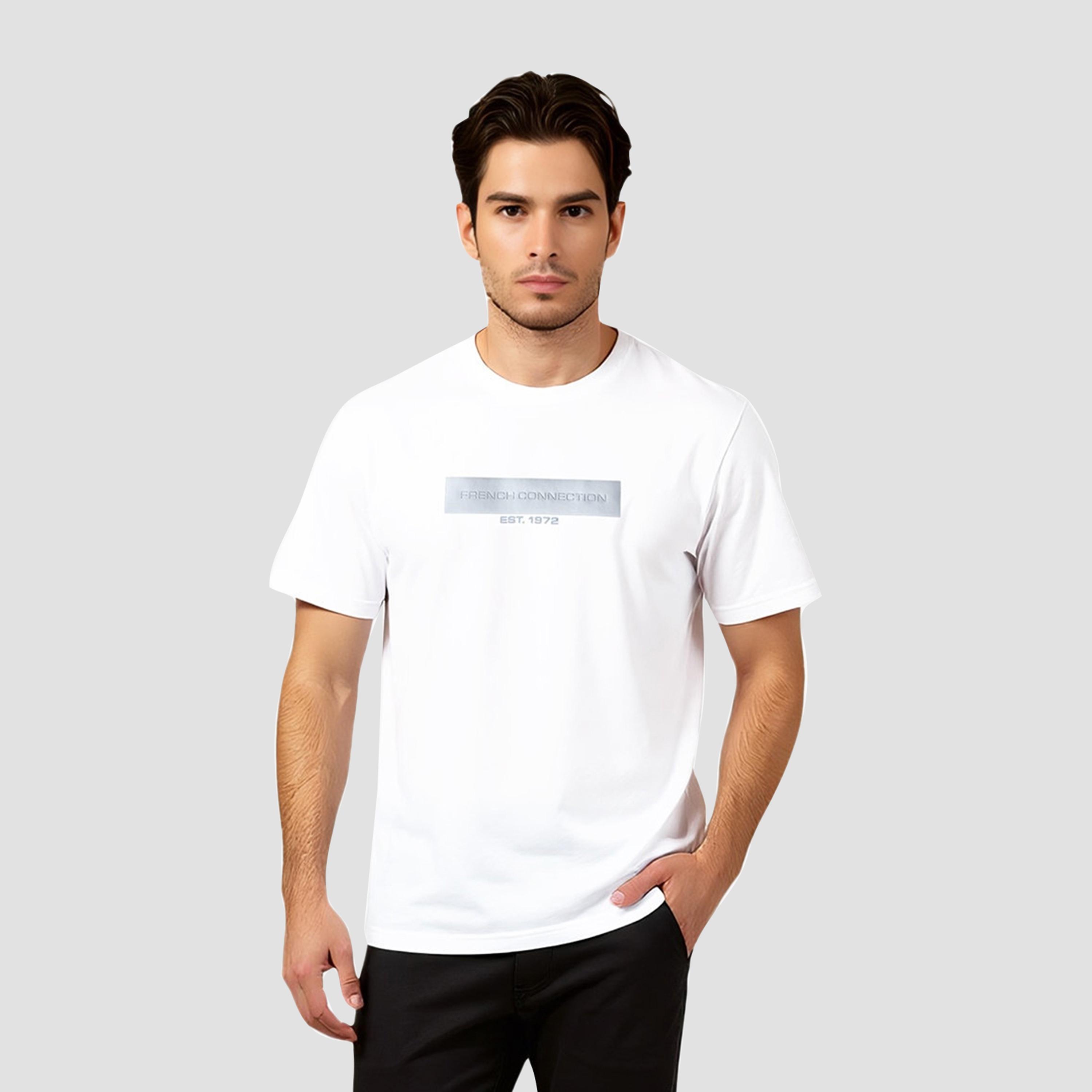 تيشيرت رجالي بأكمام قصيرة ورقبة دائرية وطبعة جرافيكية من فرينش كونيكشن-men-clothing-tshirtsandpolos-tshirts-image-1