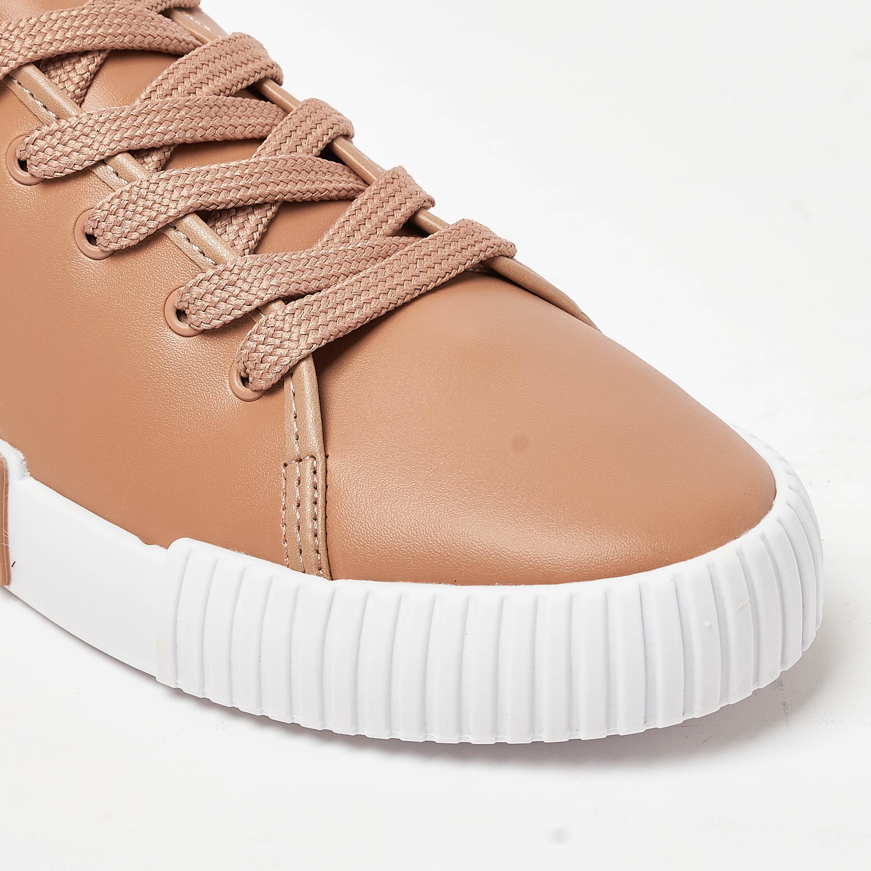 حذاء سنيكرز من موليكا برباط علوي منخفض للنساء | 5740-201-7800-women-shoes-sneakers-image-5