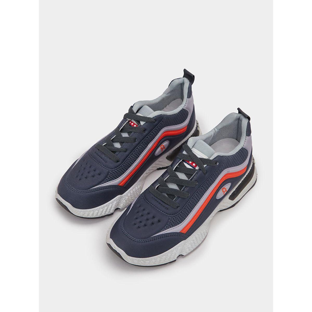 Styli Textured Low Top Sneakers-men-shoes-sneakers-image-2
