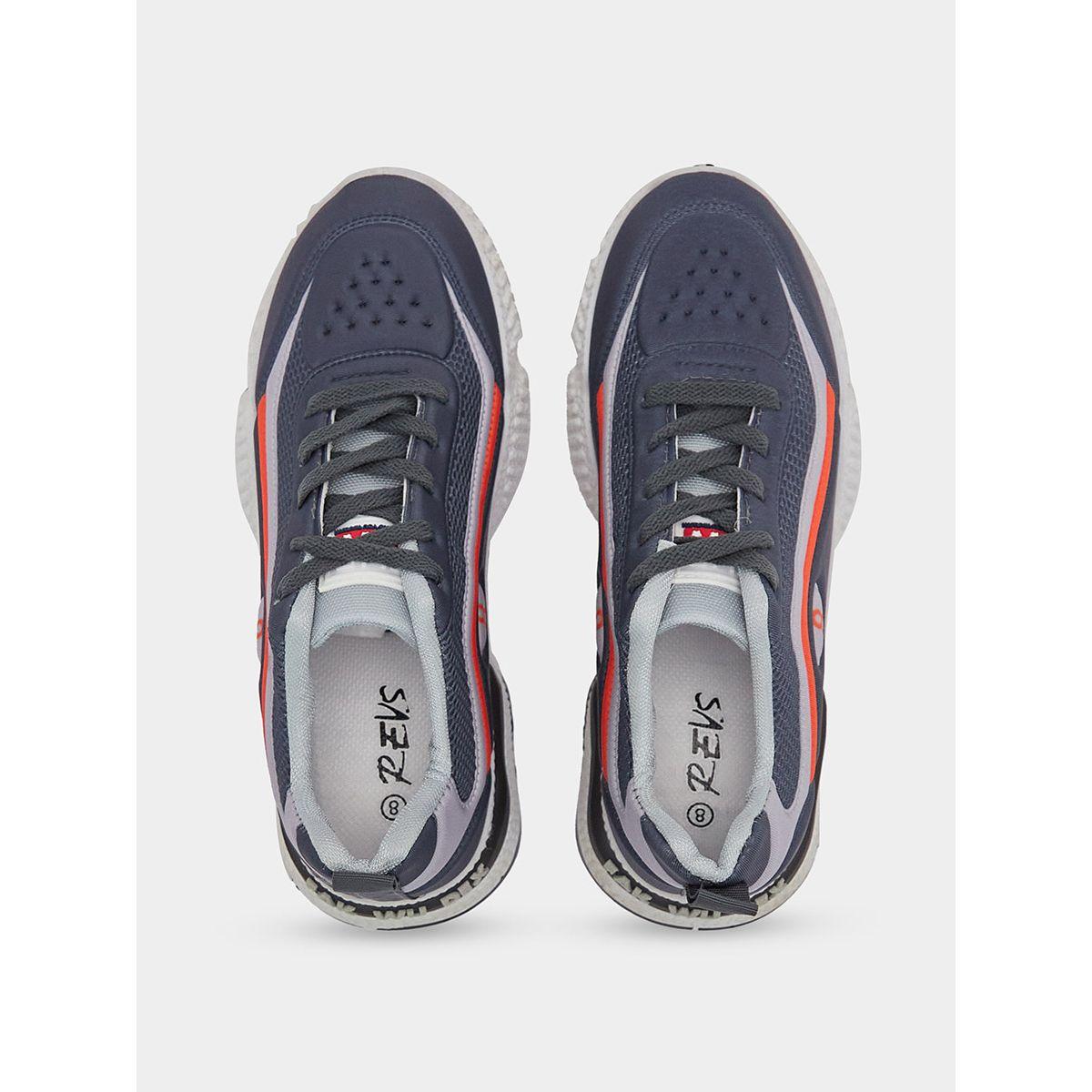 Styli Textured Low Top Sneakers-men-shoes-sneakers-image-4