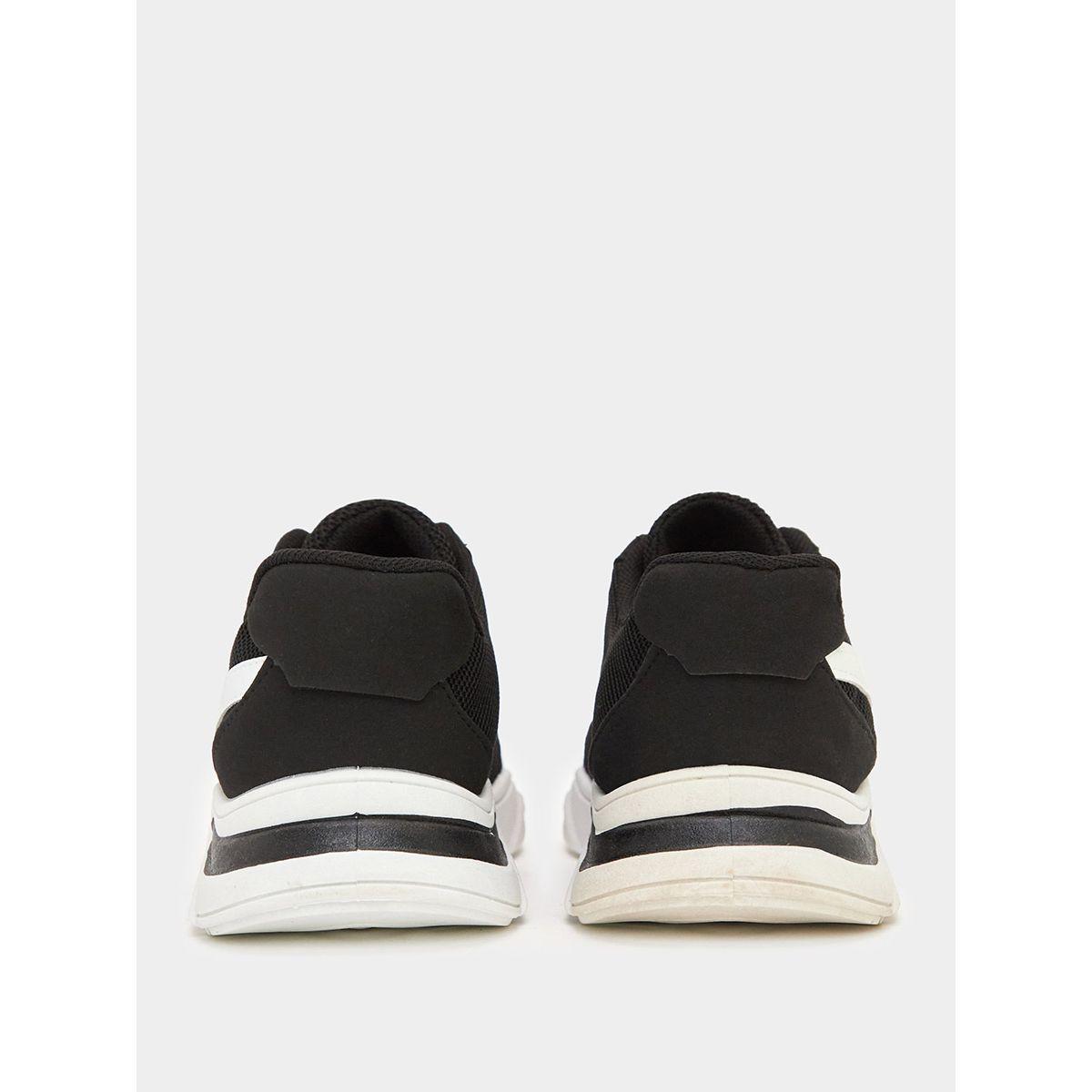 حذاء سنيكرز باربطة من ستايلي-men-shoes-sneakers-image-4