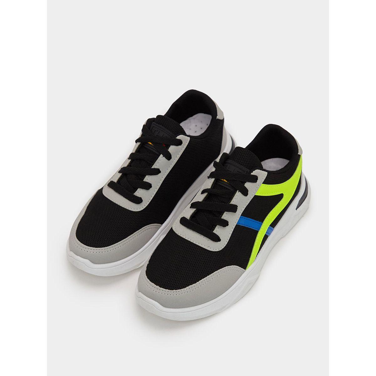 حذاء سنيكرز باربطة من ستايلي-men-shoes-sneakers-image-2