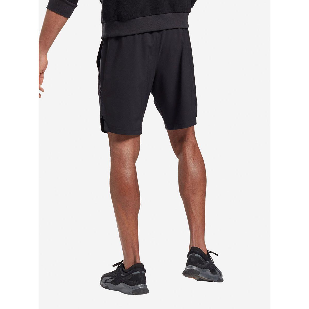 شورت رياضي مطبع بطبعة جرافيك-men-clothing-sportswearandactivewear-bottoms-image-2