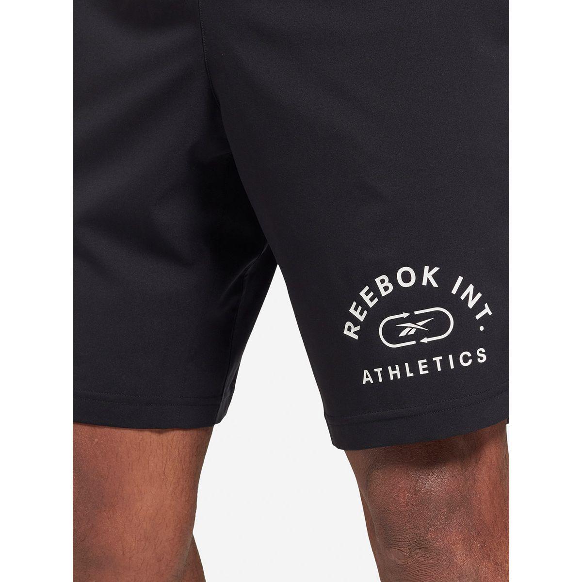 شورت رياضي مطبع بطبعة جرافيك-men-clothing-sportswearandactivewear-bottoms-image-4