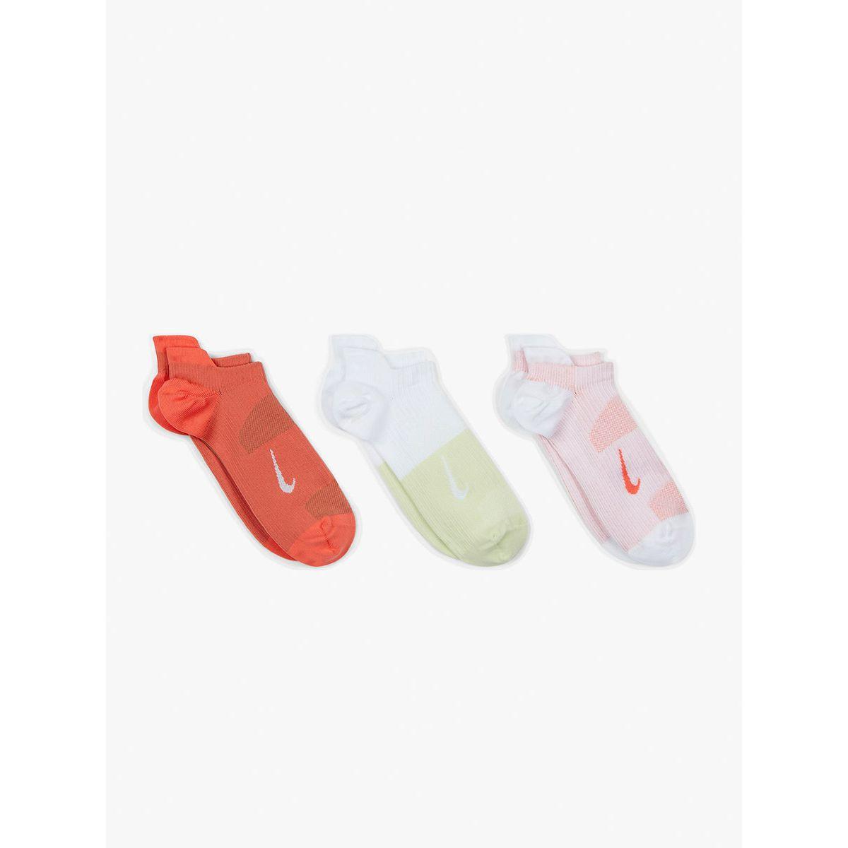 مجموعة من 3 جوارب رياضية-women-socksandstockings-image-2
