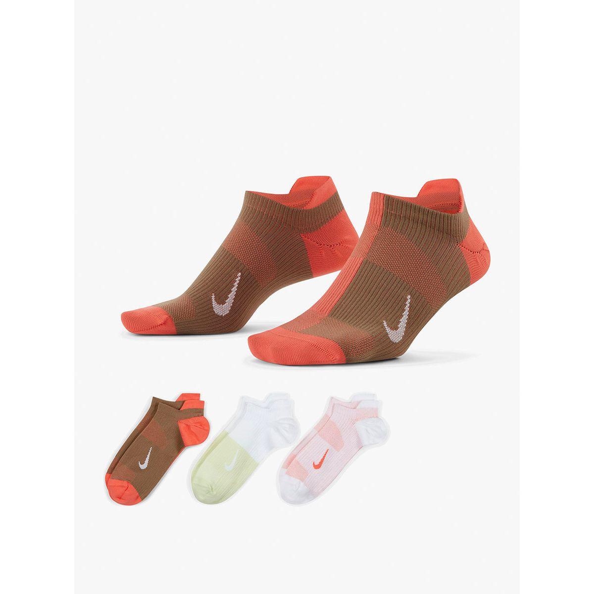 مجموعة من 3 جوارب رياضية-women-socksandstockings-image-3