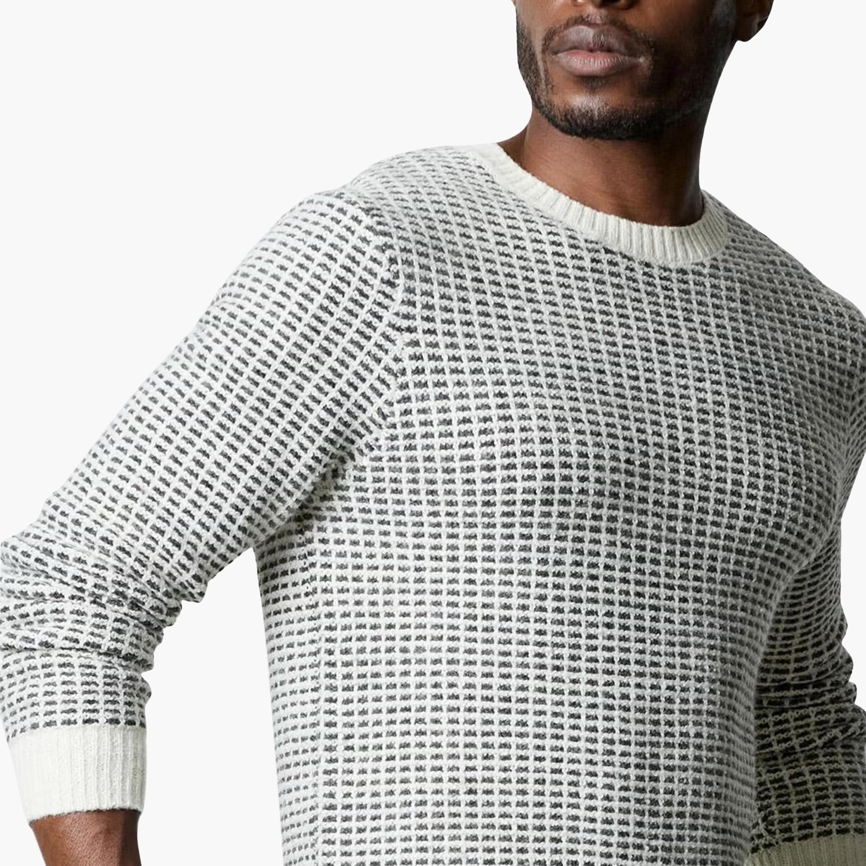 بلوفر رجالي بأكمام طويلة وفتحة رقبة مستديرة بنسيج شبكي (جريد) من فرينش كونكشن-men-clothing-sweatersandpullovers-image-2