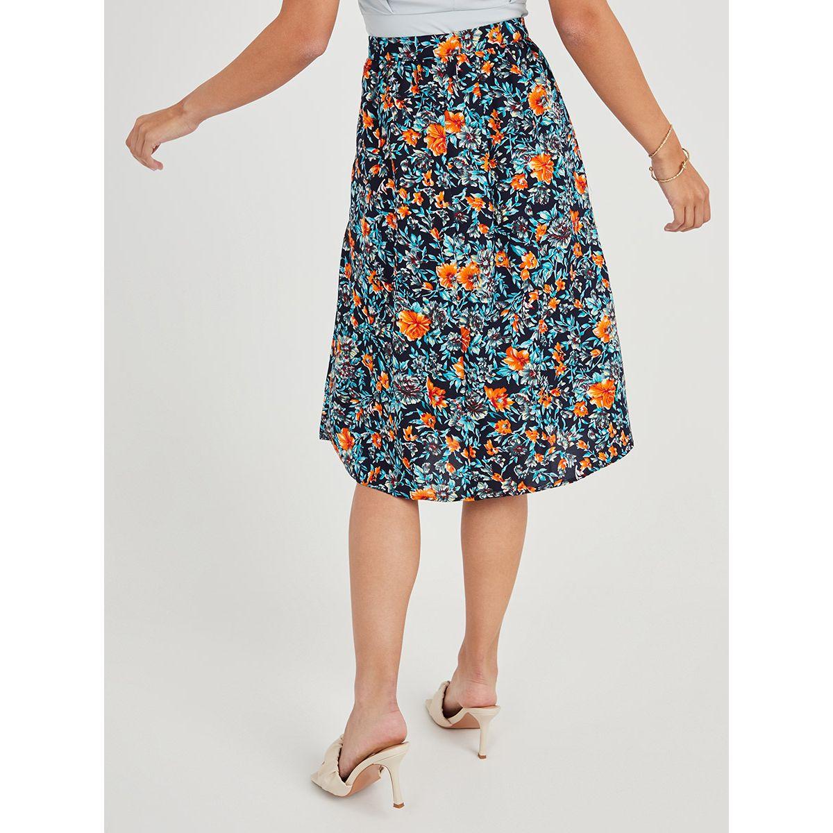 Styli Floral Print Knee Length Bias Skirt with Side Split Detail-women-clothing-bottoms-skirts-image-4