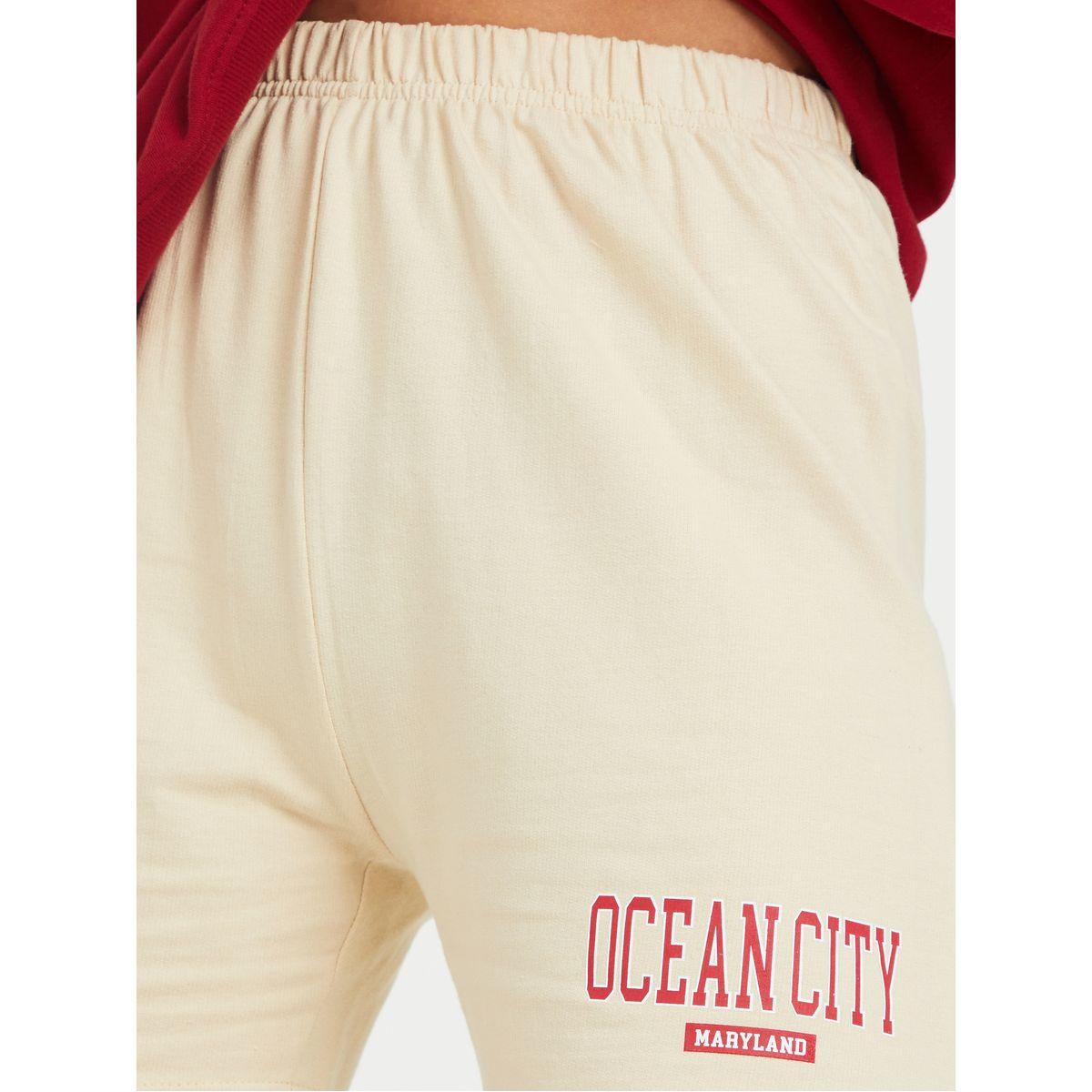 شورت مطبع بكتابة وخصر مطاطي-women-clothing-bottoms-shorts-image-3