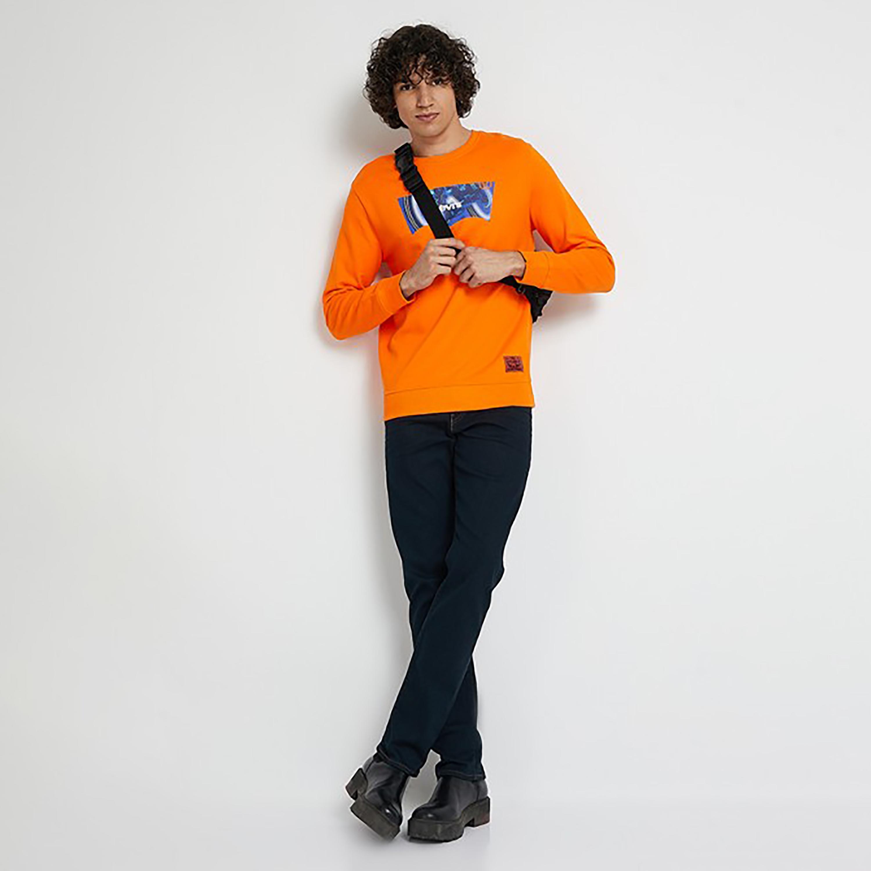 تيشيرت ليفايز بأكمام طويلة وياقة دائرية مع شعار-men-clothing-tshirtsandpolos-tshirts-image-2