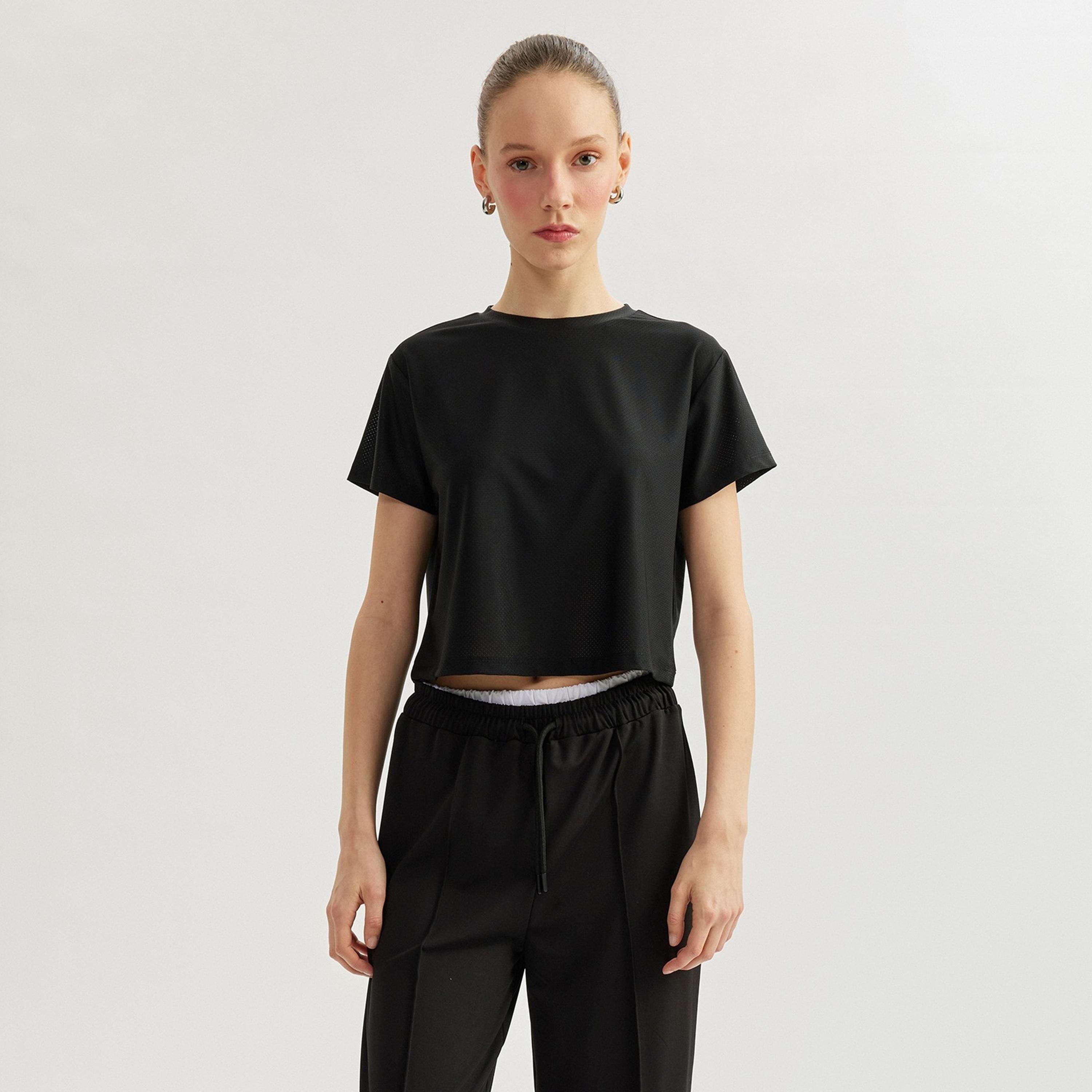 Koton Black Plain Crew Neck Short Sleeves Women's T-Shirt-sports-women-clothing-tshirtsandvests-image-1