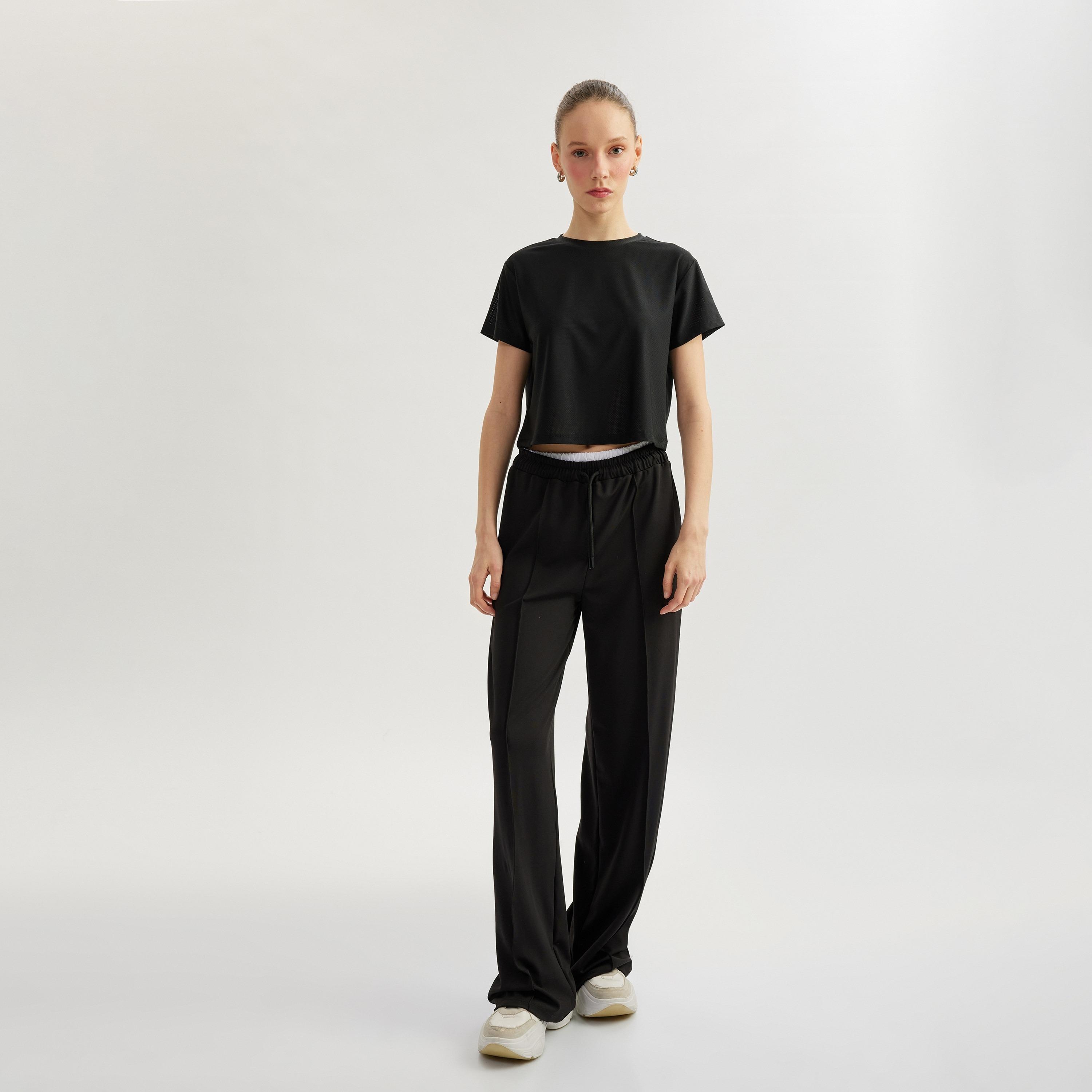 Koton Black Plain Crew Neck Short Sleeves Women's T-Shirt-sports-women-clothing-tshirtsandvests-image-2