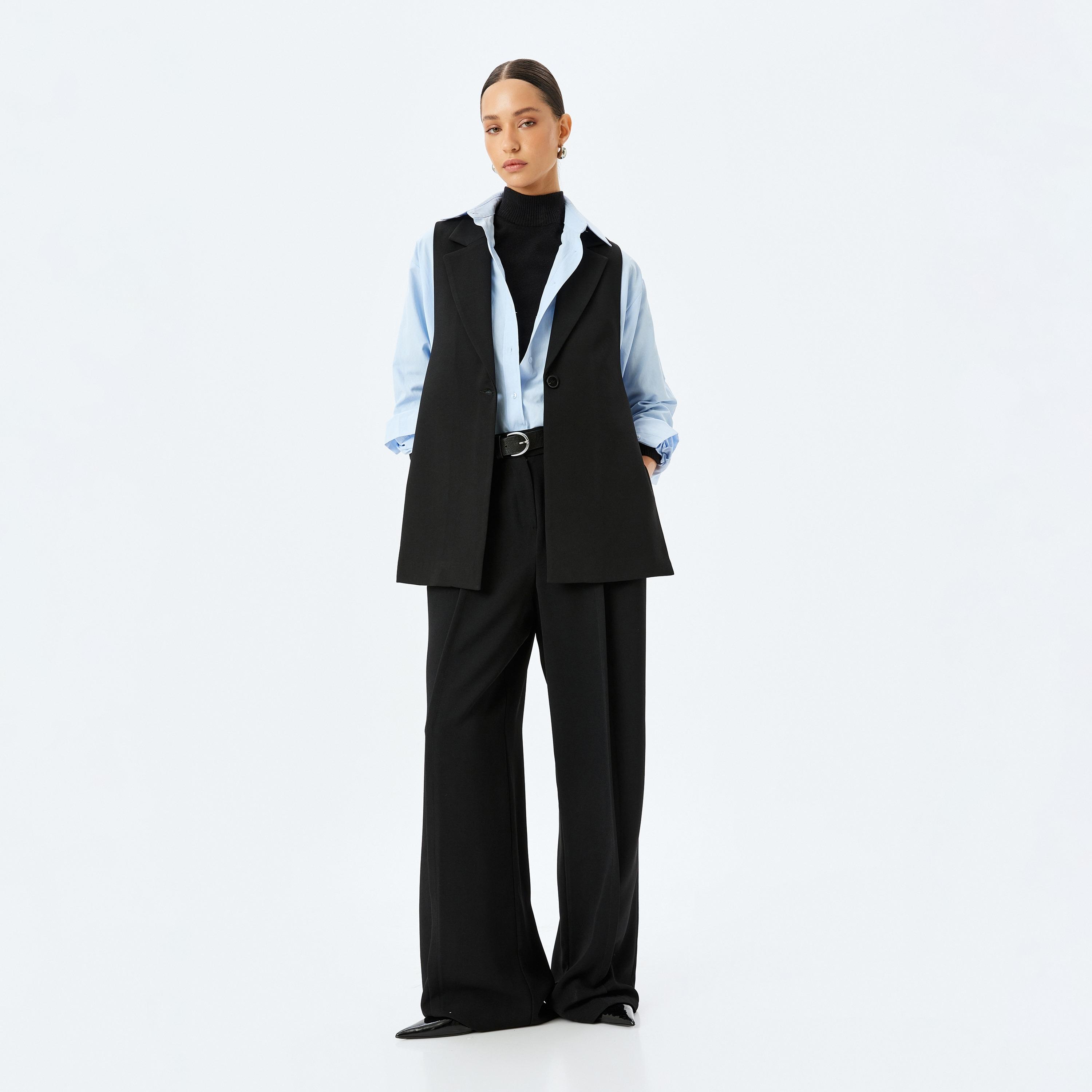 Koton Black Plain Notch Collar Sleeveless Women's Vest-women-winterwear-coatsandjackets-waistcoats-image-2