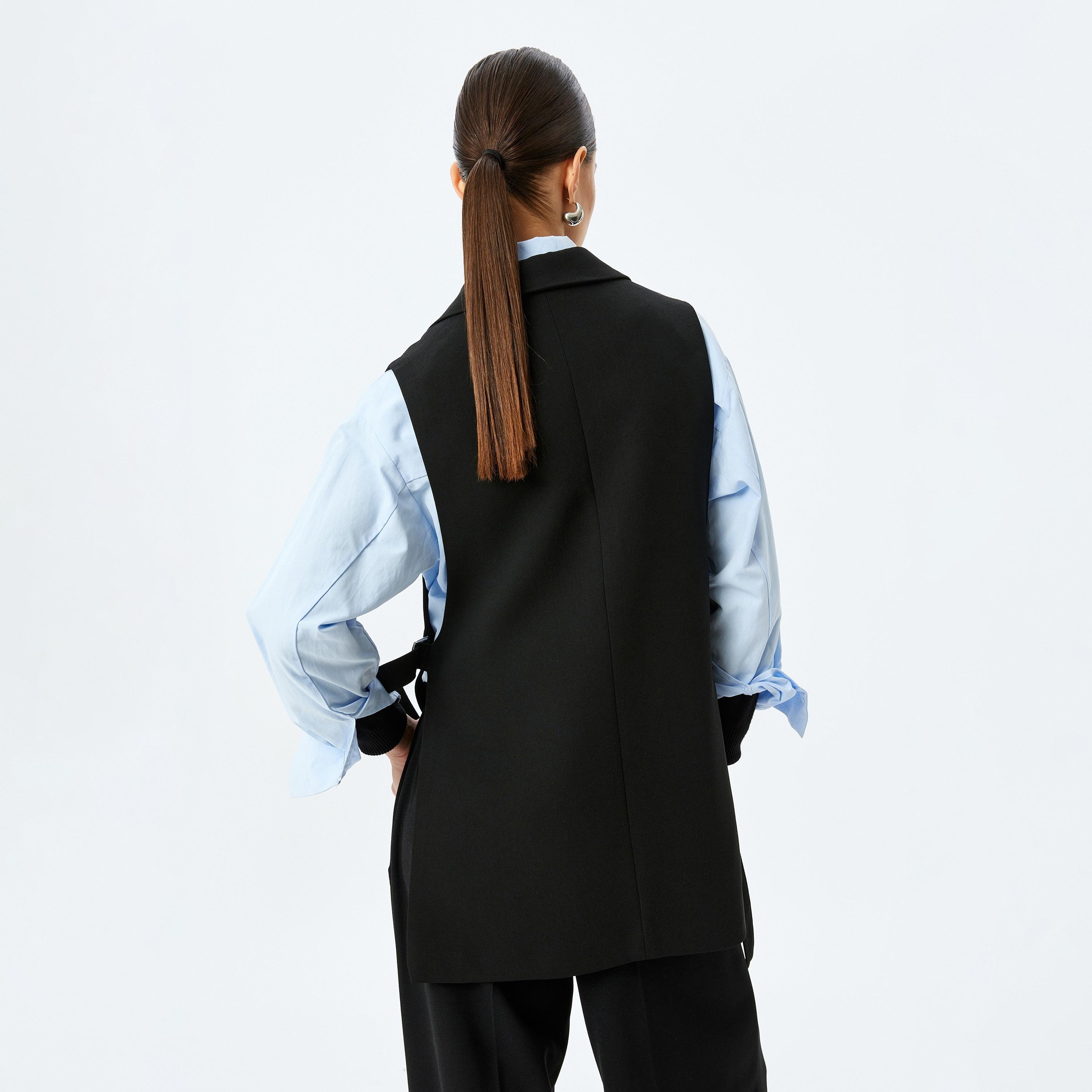 Koton Black Plain Notch Collar Sleeveless Women's Vest-women-winterwear-coatsandjackets-waistcoats-image-3