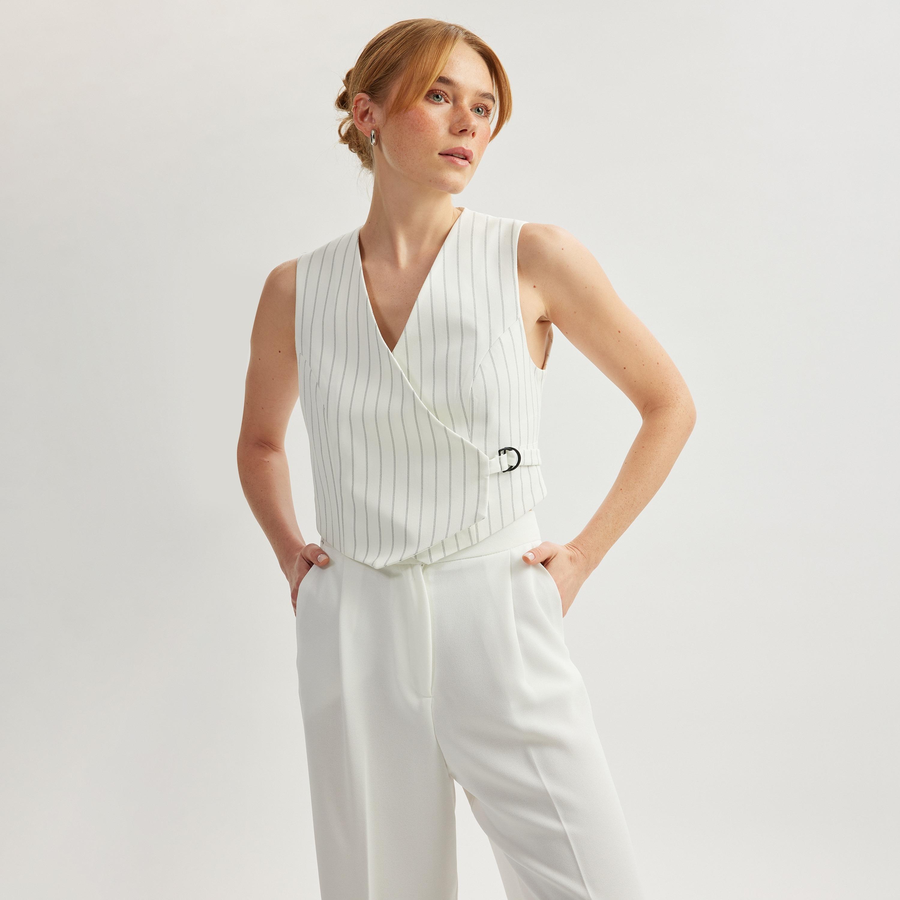 Koton Black Striped V-Neck Sleeveless Women's Vest-women-winterwear-coatsandjackets-waistcoats-image-1