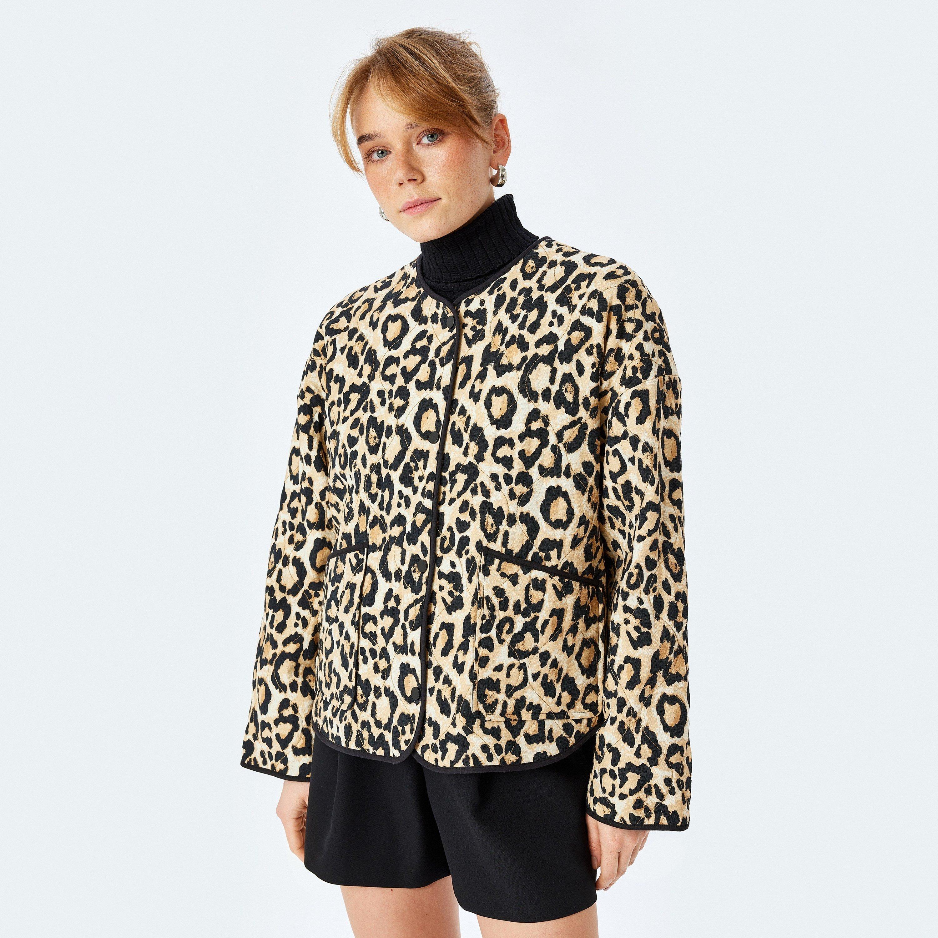 Koton Black Quilted Leopard Print Round Neck Long Sleeves Women's Jacket-women-winterwear-coatsandjackets-jackets-image-1