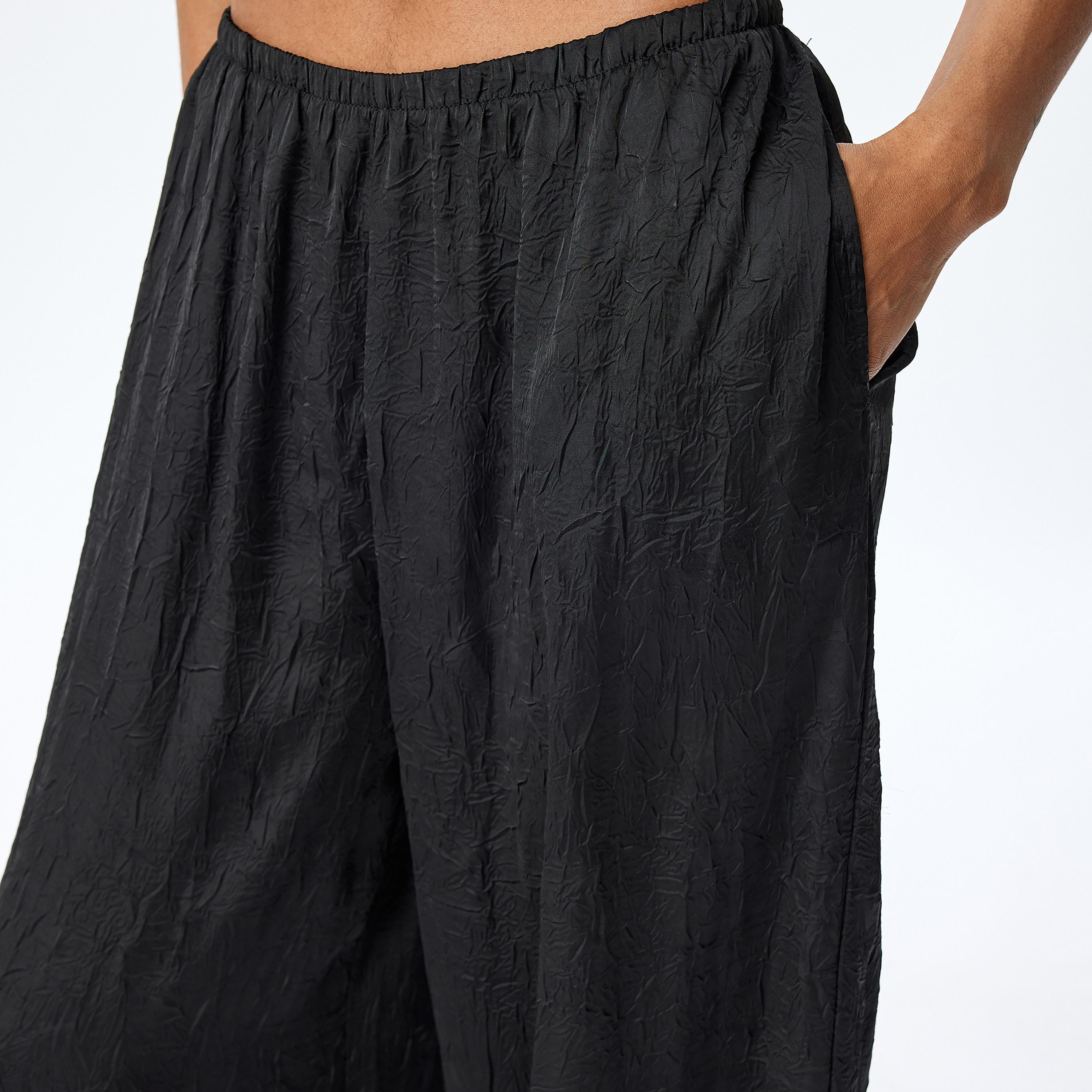 Koton Black Crinkled Elasticated Waist Women's Trousers-women-clothing-bottoms-trousers-image-4
