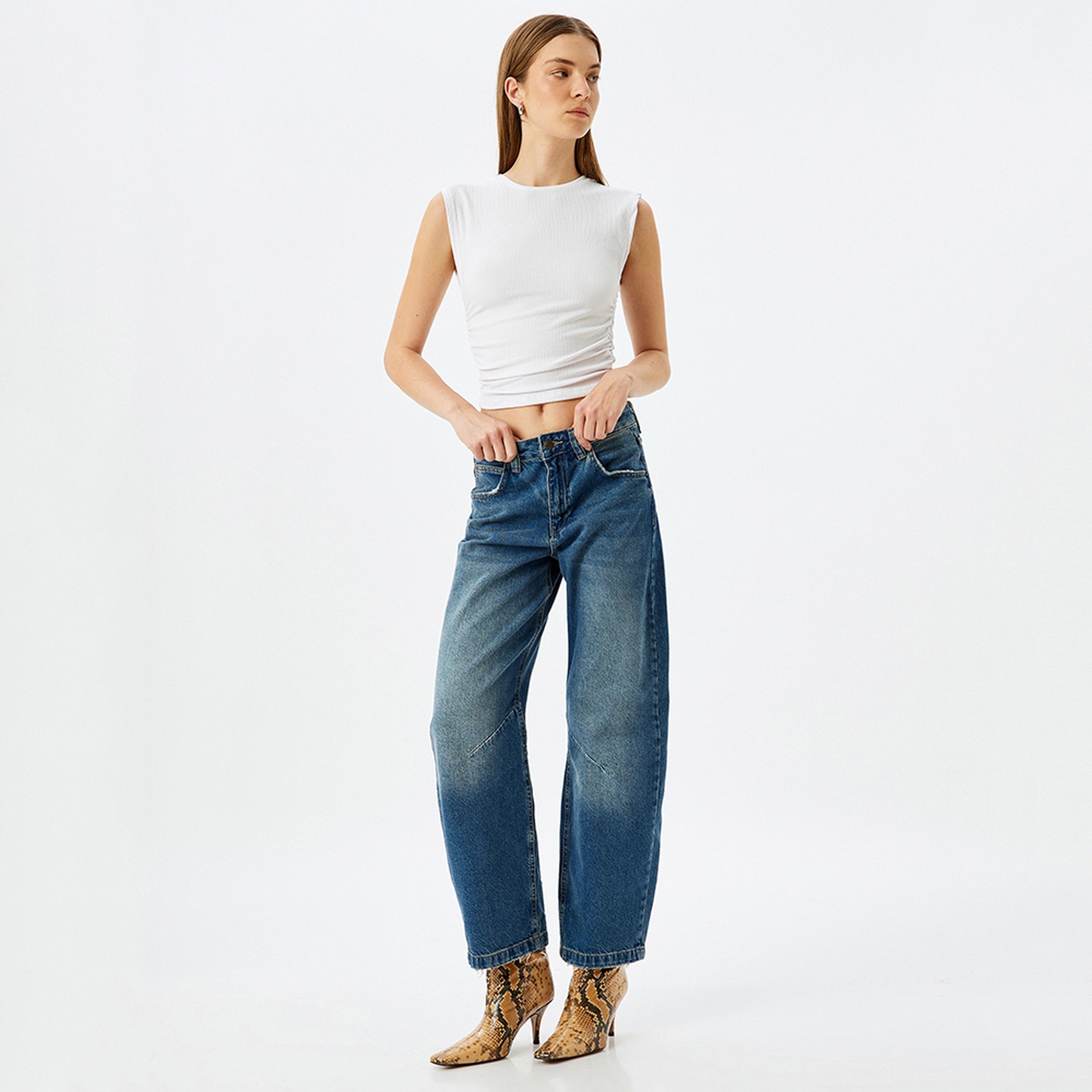 KOTON White Textured Round Neck Sleeveless Women's Top-women-clothing-shirtsandblouses-blouses-image-2