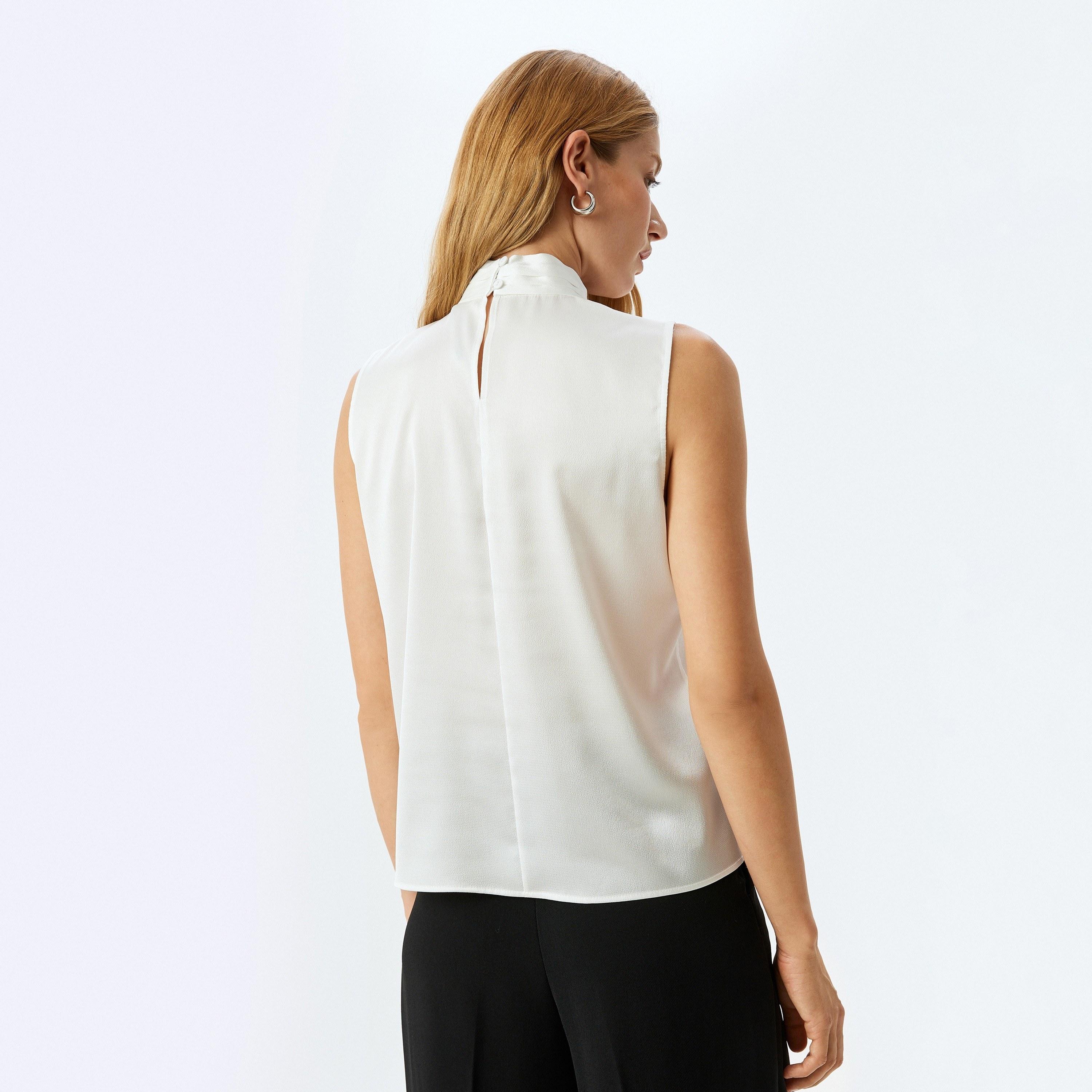 قميص نسائي بدون أكمام برقبة من الساتان بنسيج كوتون-women-clothing-shirtsandblouses-blouses-image-3