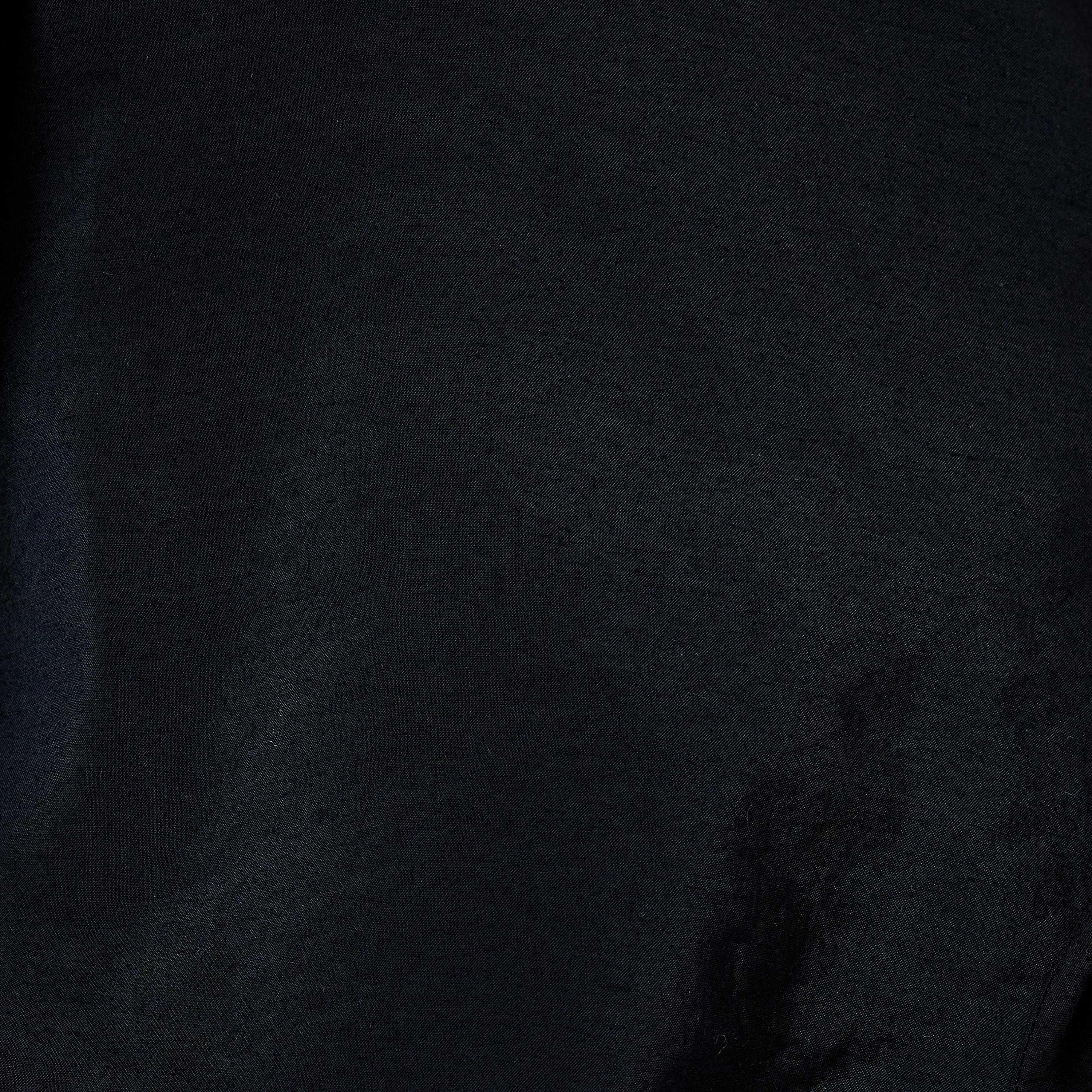 قميص نسائي كوتون الأسود العادي برقبة V بأكمام طويلة-women-clothing-shirtsandblouses-blouses-image-5