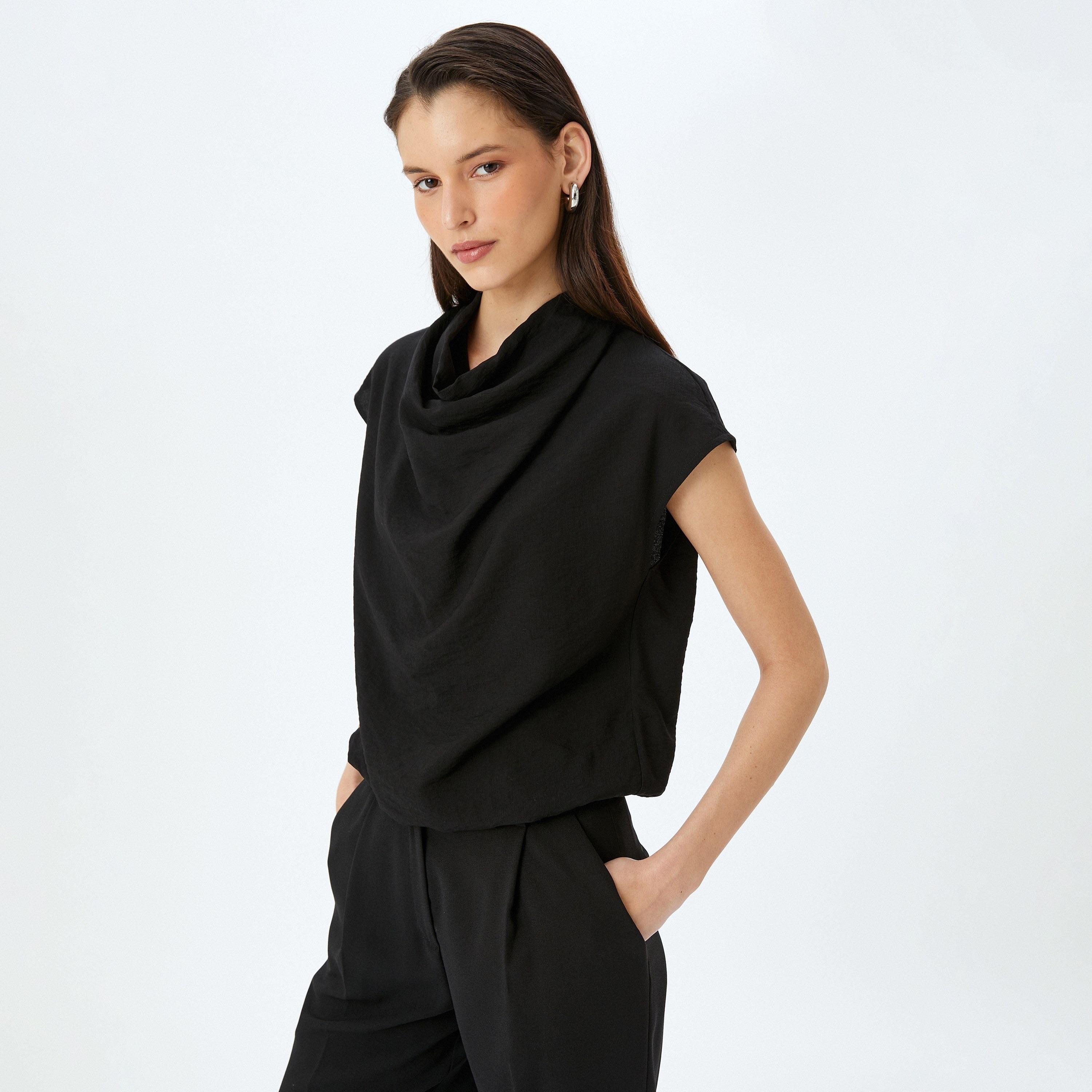 قميص نسائي من كوتون بغطاء رقبة محكم-women-clothing-shirtsandblouses-blouses-image-2