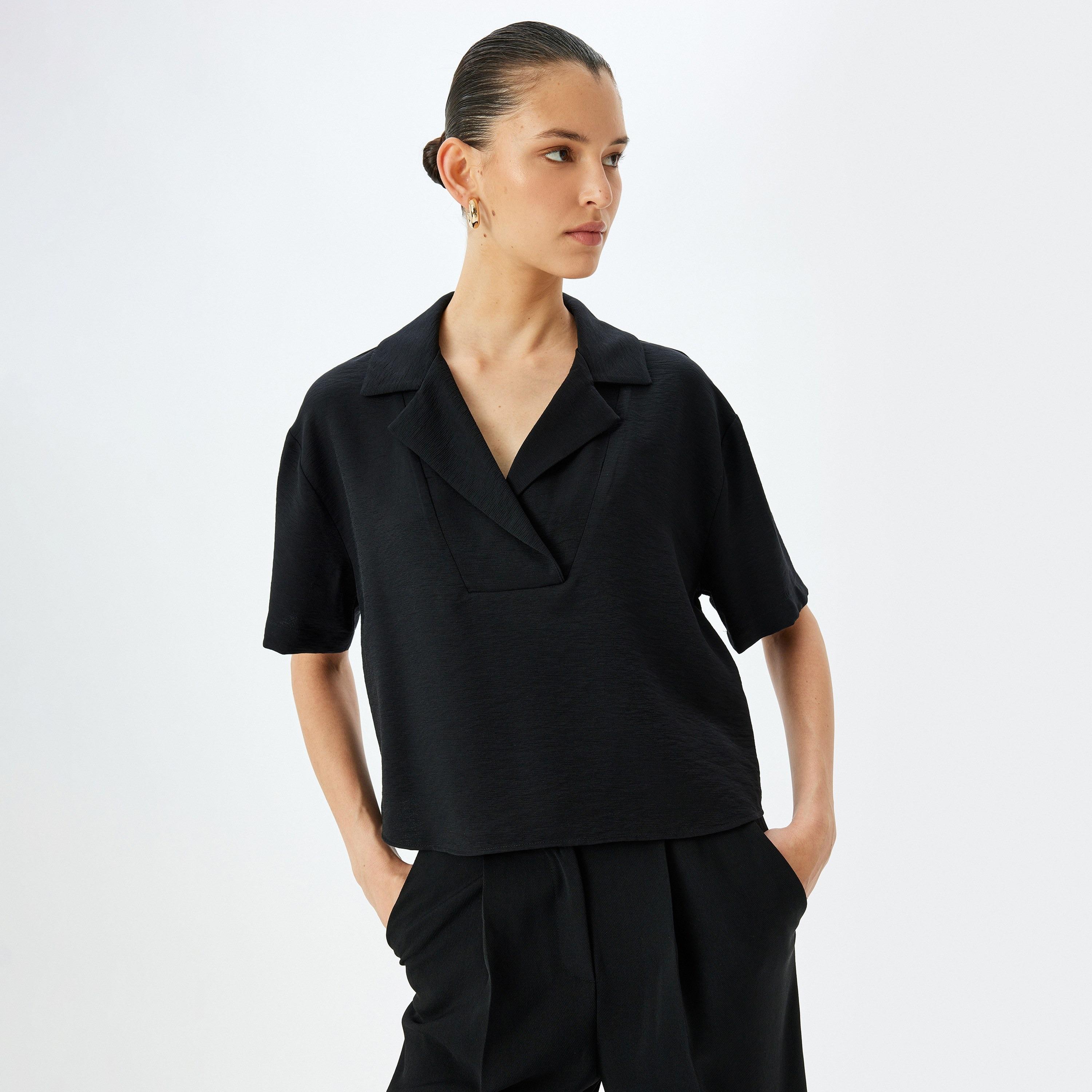 Koton Black Plain Notch Collar Short Sleeves Women's Top-women-clothing-shirtsandblouses-blouses-image-2