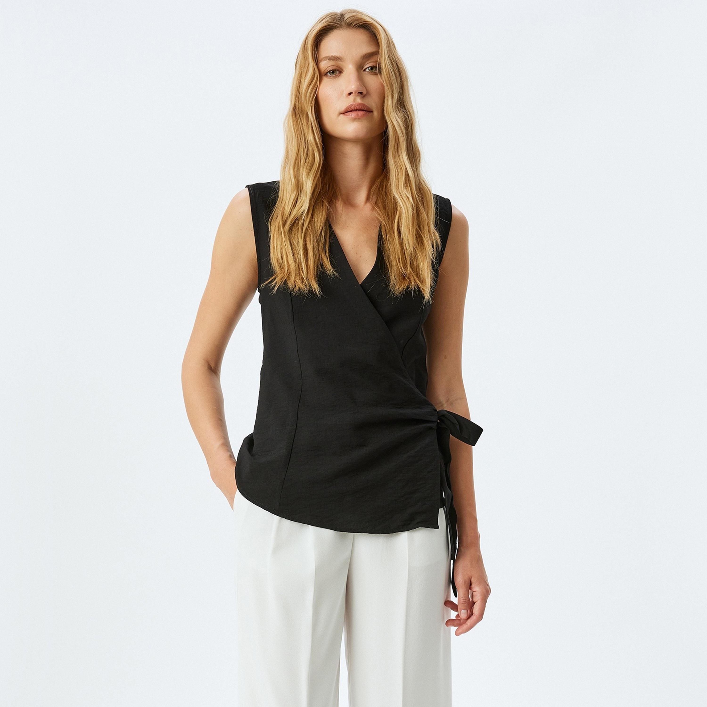 Koton Black Plain Collared Sleeveless Women's Top-women-clothing-shirtsandblouses-blouses-image-1