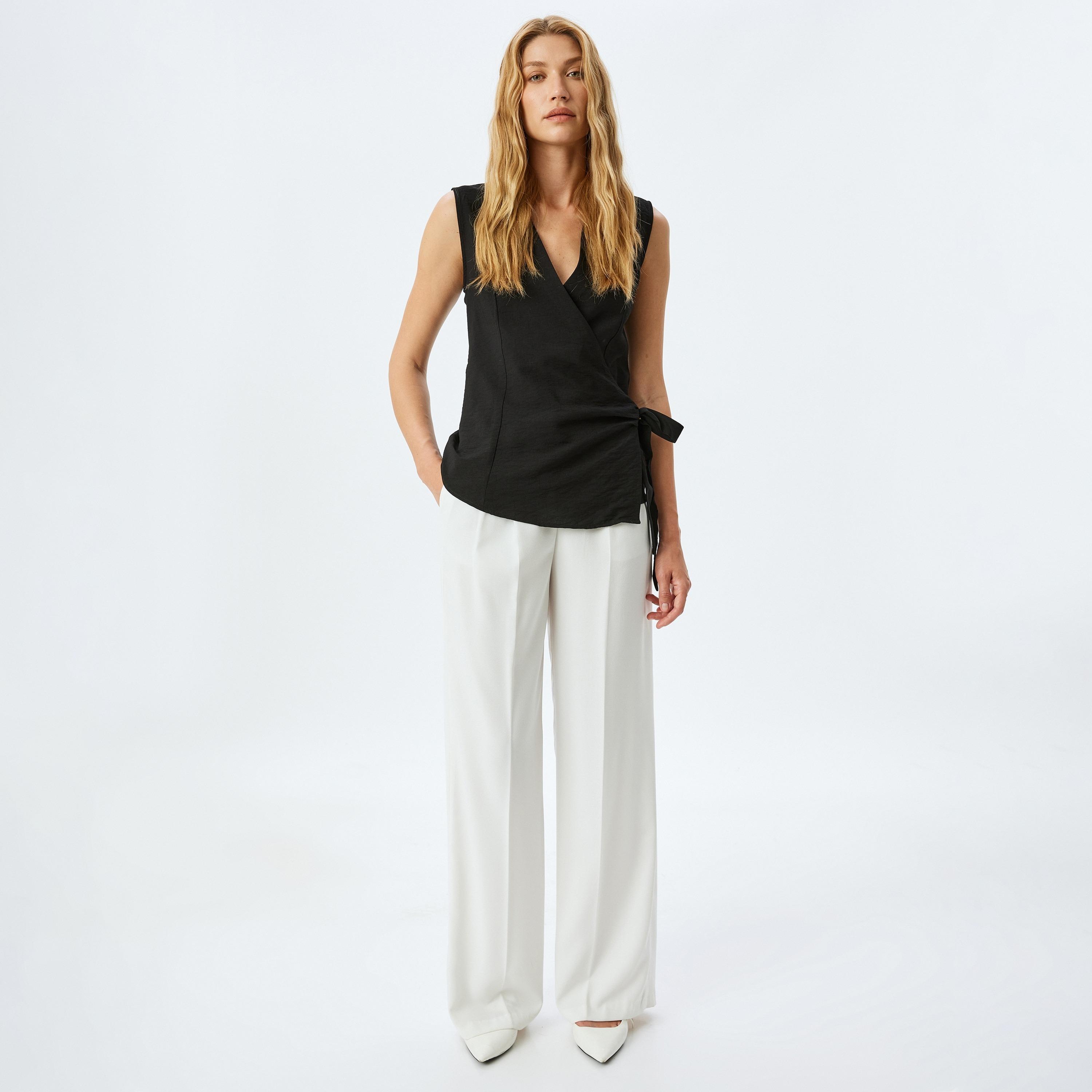 Koton Black Plain Collared Sleeveless Women's Top-women-clothing-shirtsandblouses-blouses-image-2