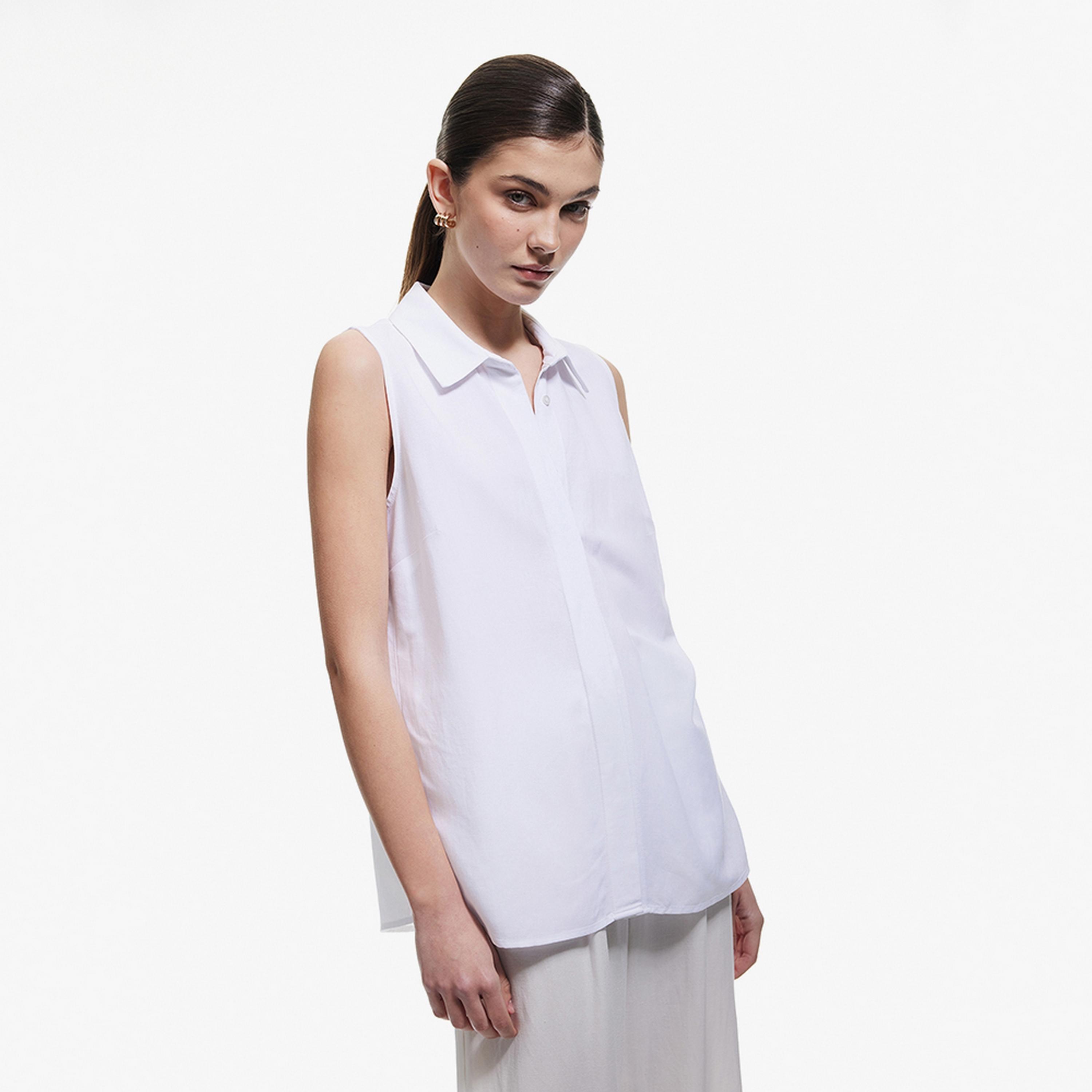 قميص نسائي بدون أكمام وياقة باللون الأبيض من كوتون.-women-clothing-shirtsandblouses-shirts-image-4