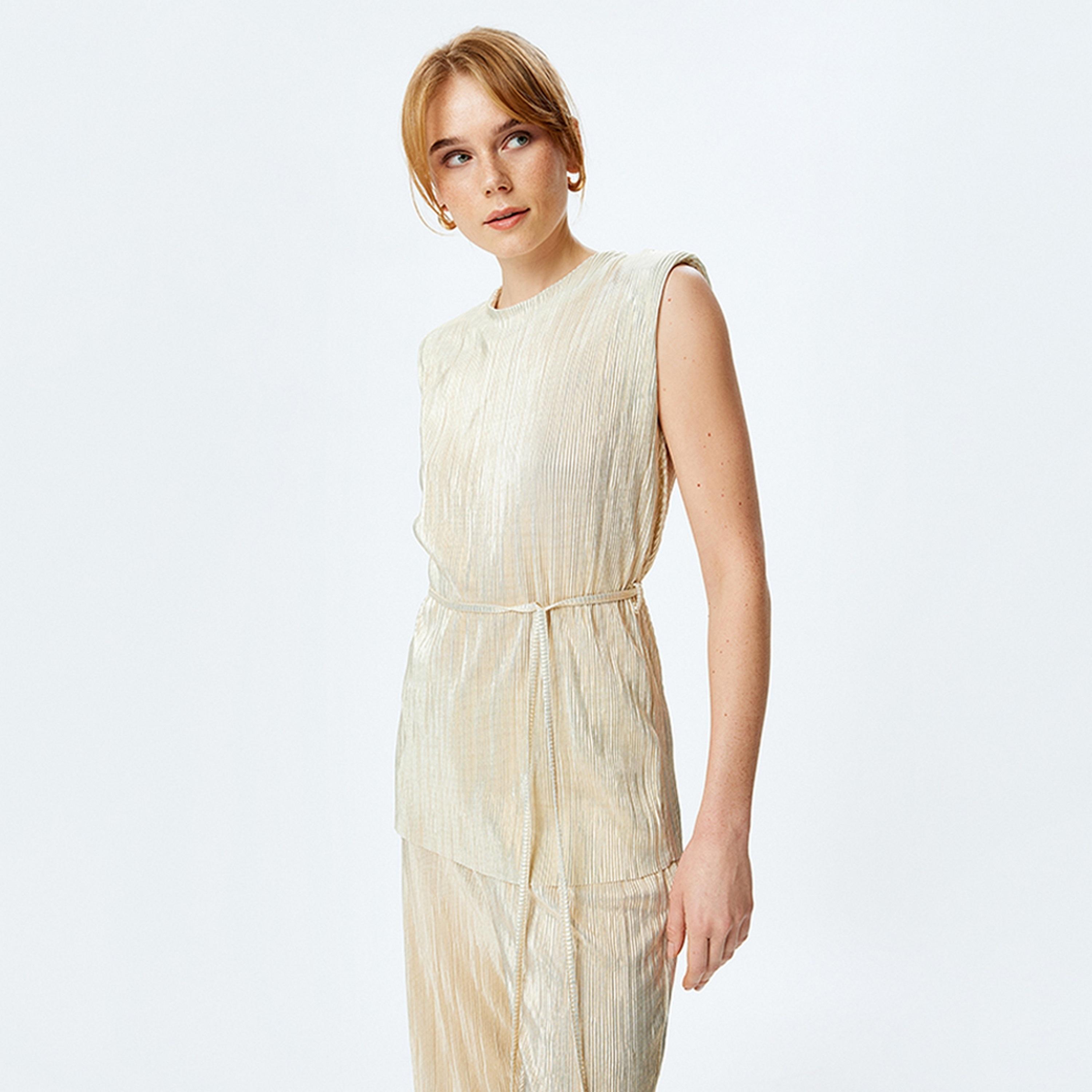 KOTON Gold Textured Round Neck Sleeveless Women's Top-women-clothing-shirtsandblouses-blouses-image-5
