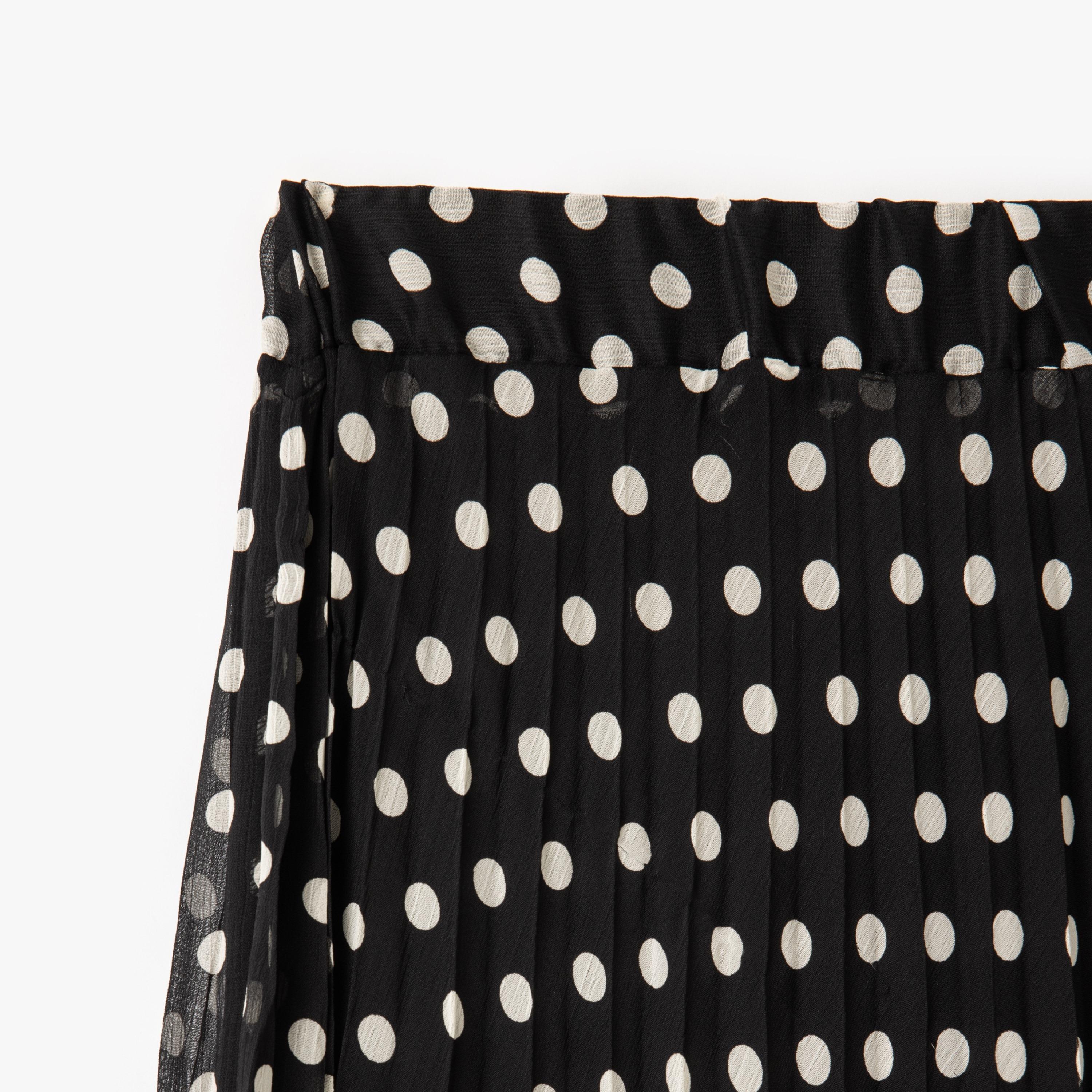 تنورة ميدي نسائية بقصة ايه-لاين بطبعة نقاط البولكا من كوتون.-women-clothing-bottoms-skirts-image-6