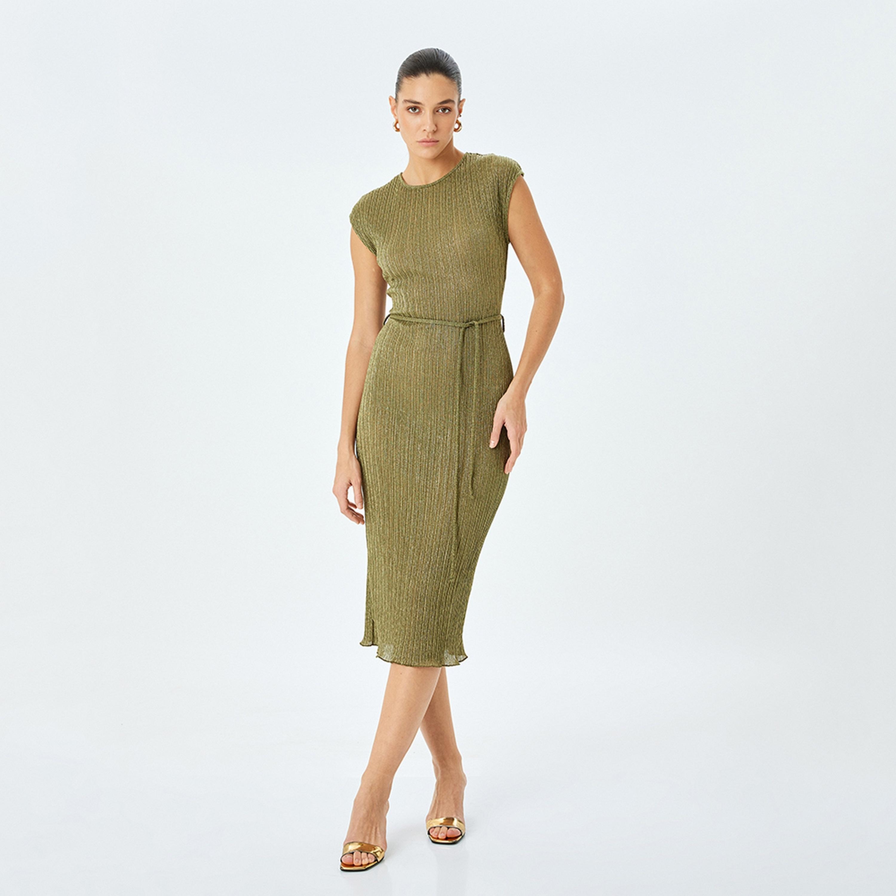 فستان ميدي نسائي بقصة بوديكون بأكمام كاب وتصميم محكم مع حزام باللون الأخضر من كوتون.-women-clothing-dresses-image-1