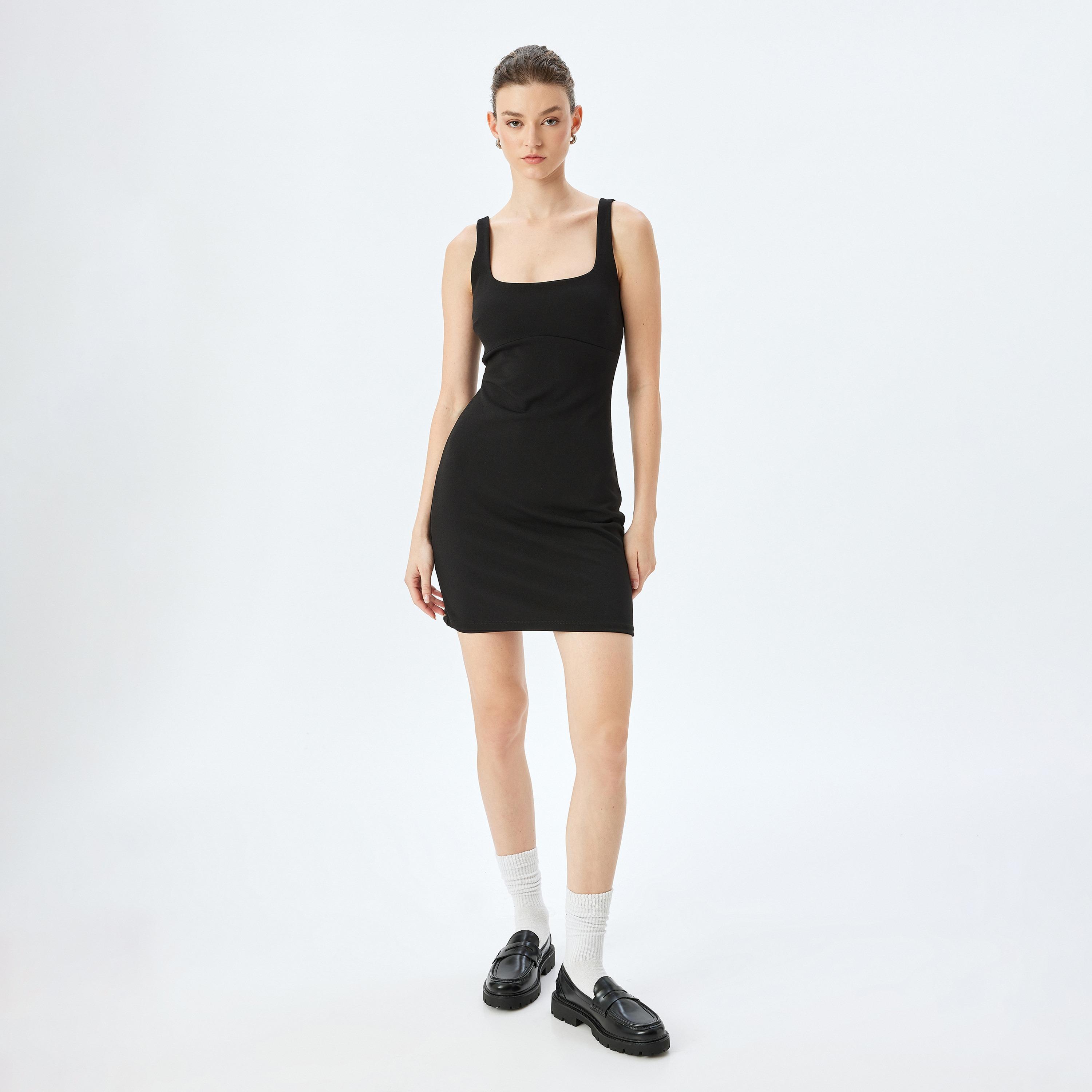 فستان كوتون الأسود القصير للنساء برقبة مربعة-women-clothing-dresses-image-1