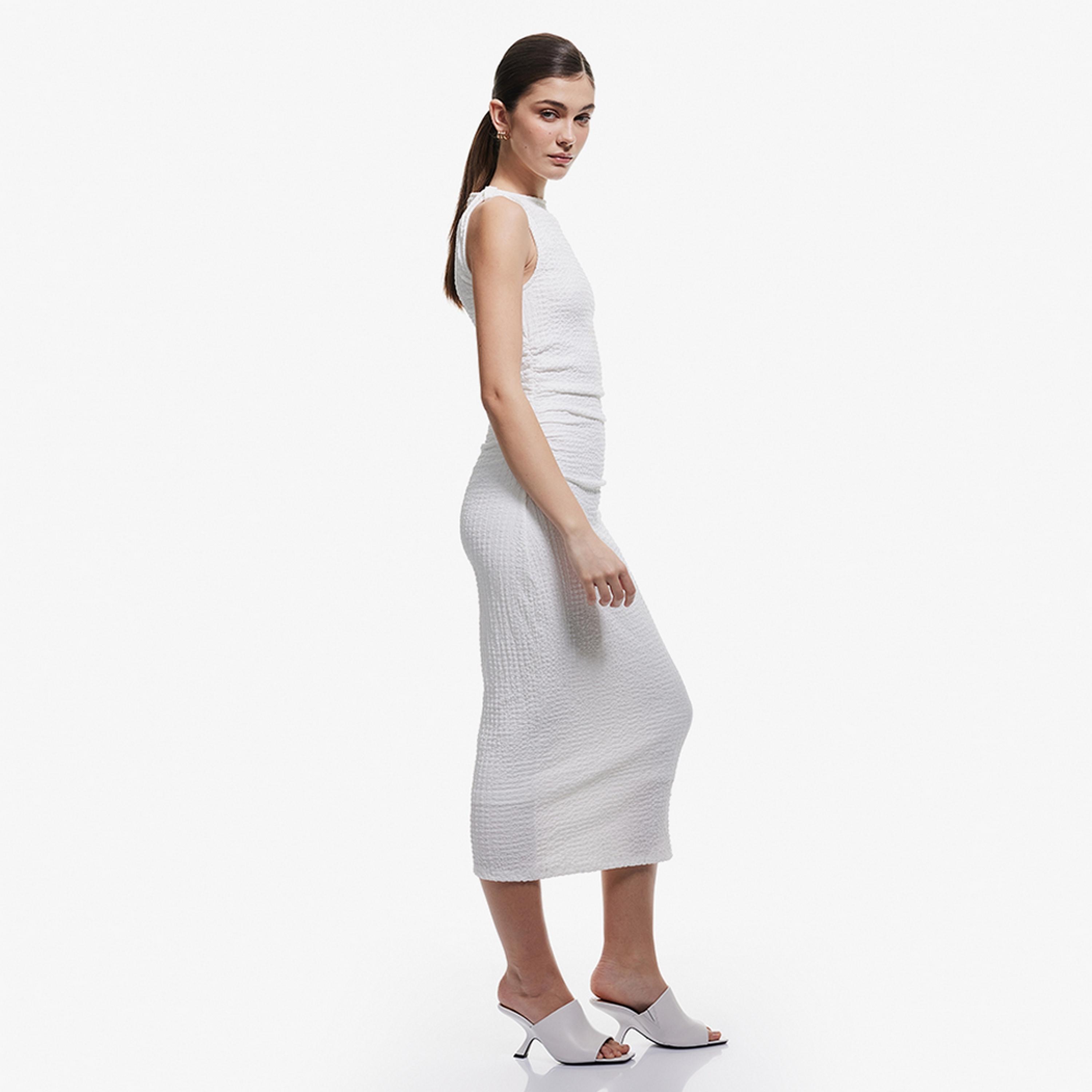 فستان ميدي نسائي بقصة بوديكون وتصميم محكم باللون الأبيض من كوتون.-women-clothing-dresses-image-2