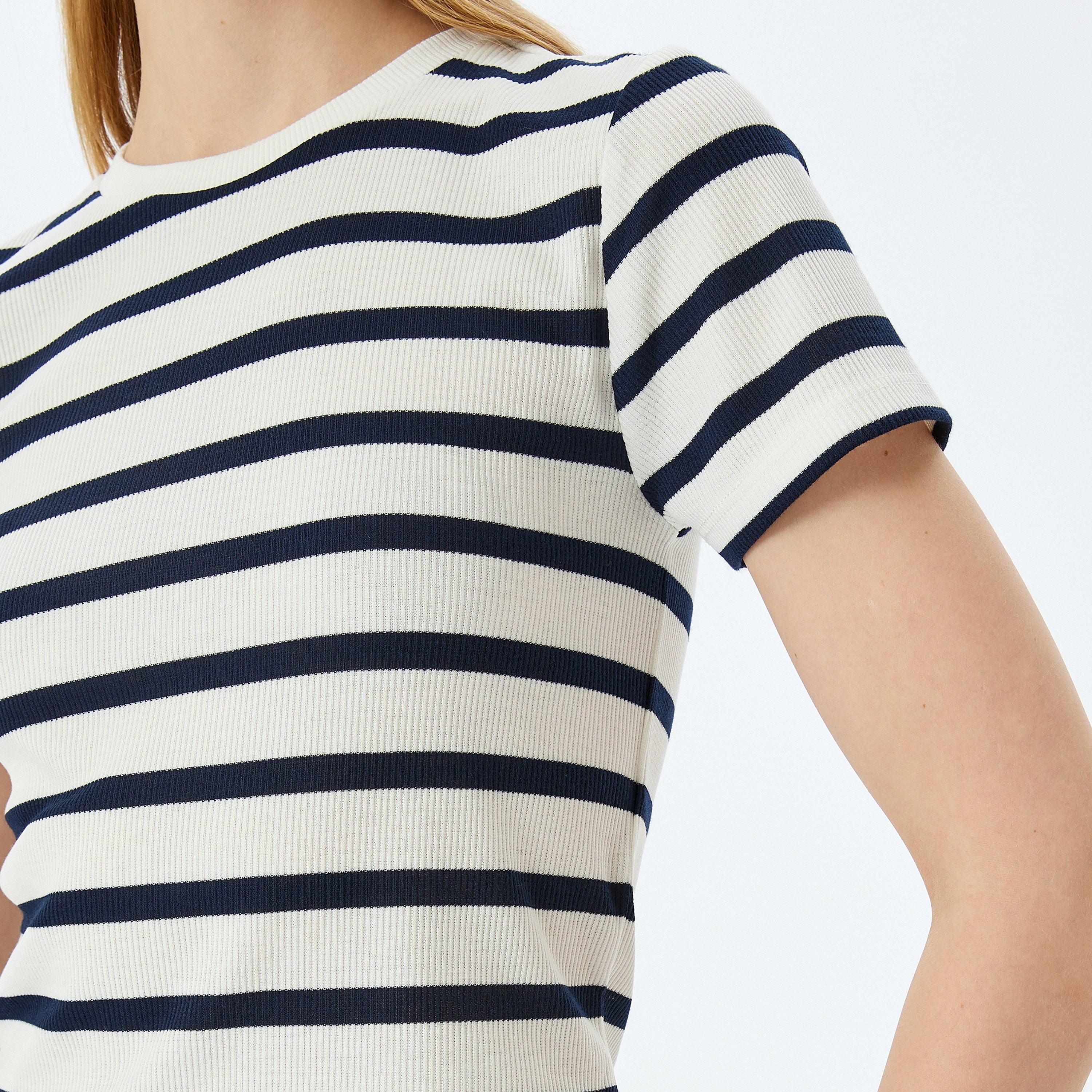 Koton Ribbed Striped Crew Neck Short Sleeves Women's T-Shirt-women-clothing-tshirts-image-4