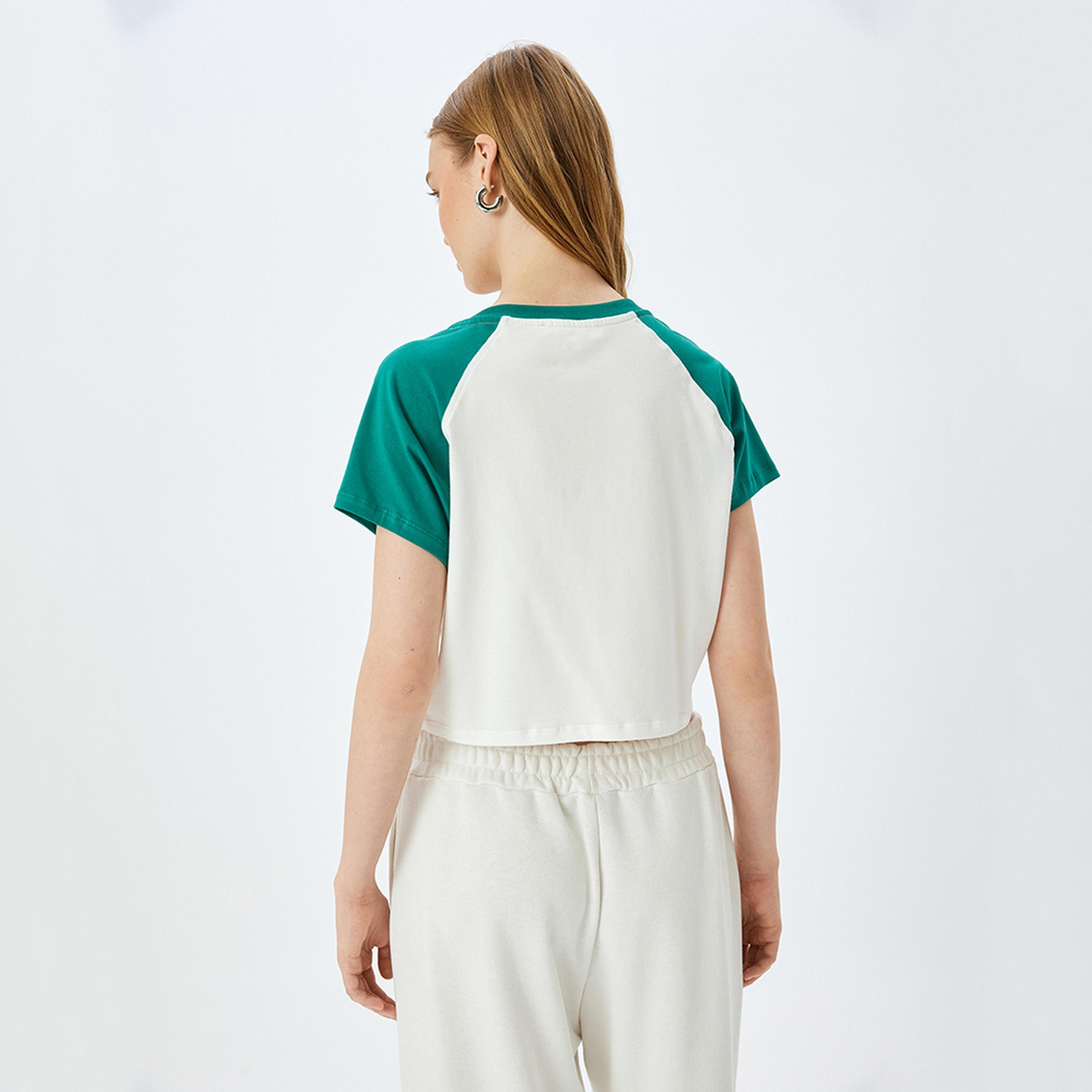 KOTON White Color-Blocked V-Neck Short Sleeves Women's T-Shirt-women-clothing-tshirts-image-3