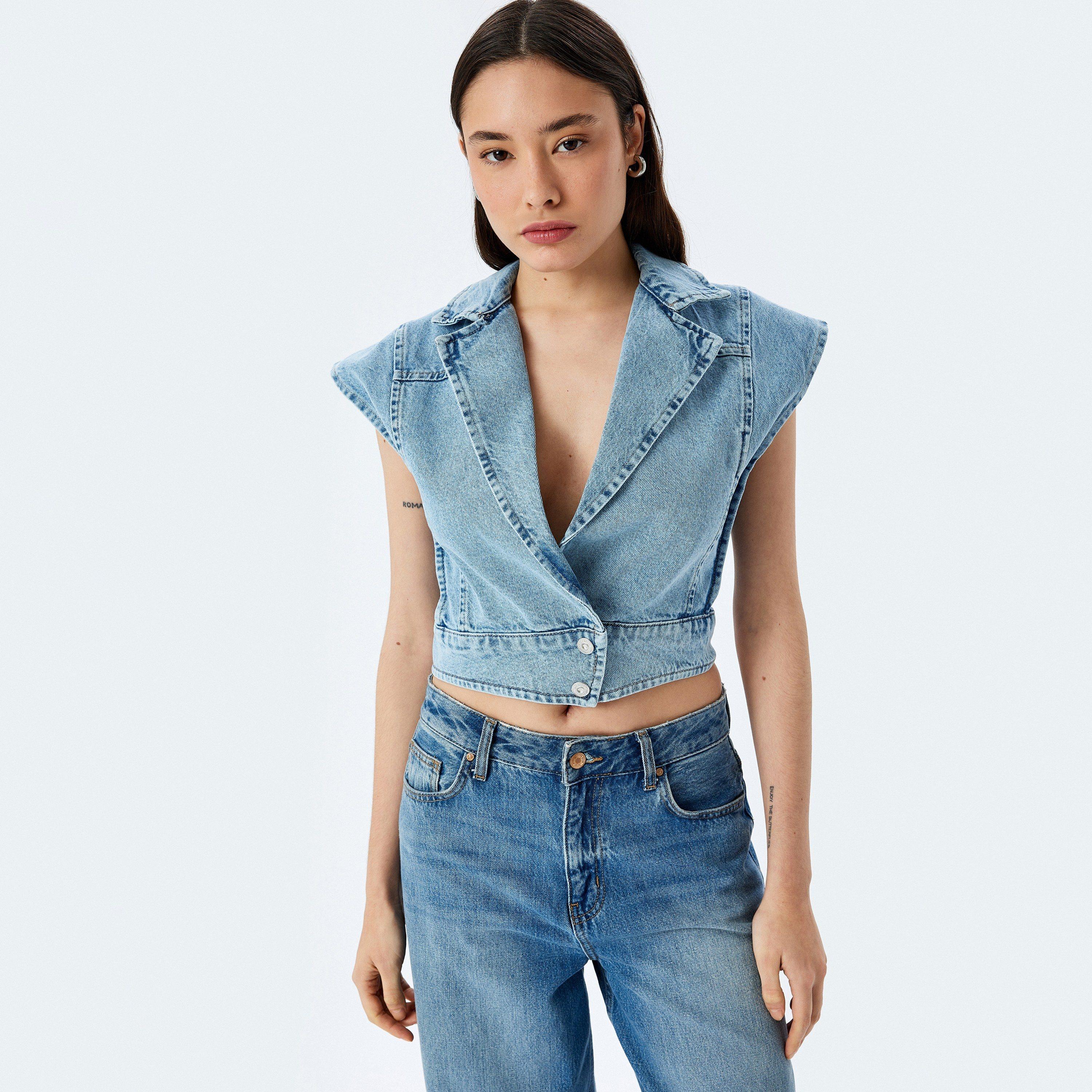Koton Blue Wash Notch Collar Short Sleeves Women's Denim Vest-women-winterwear-coatsandjackets-waistcoats-image-2