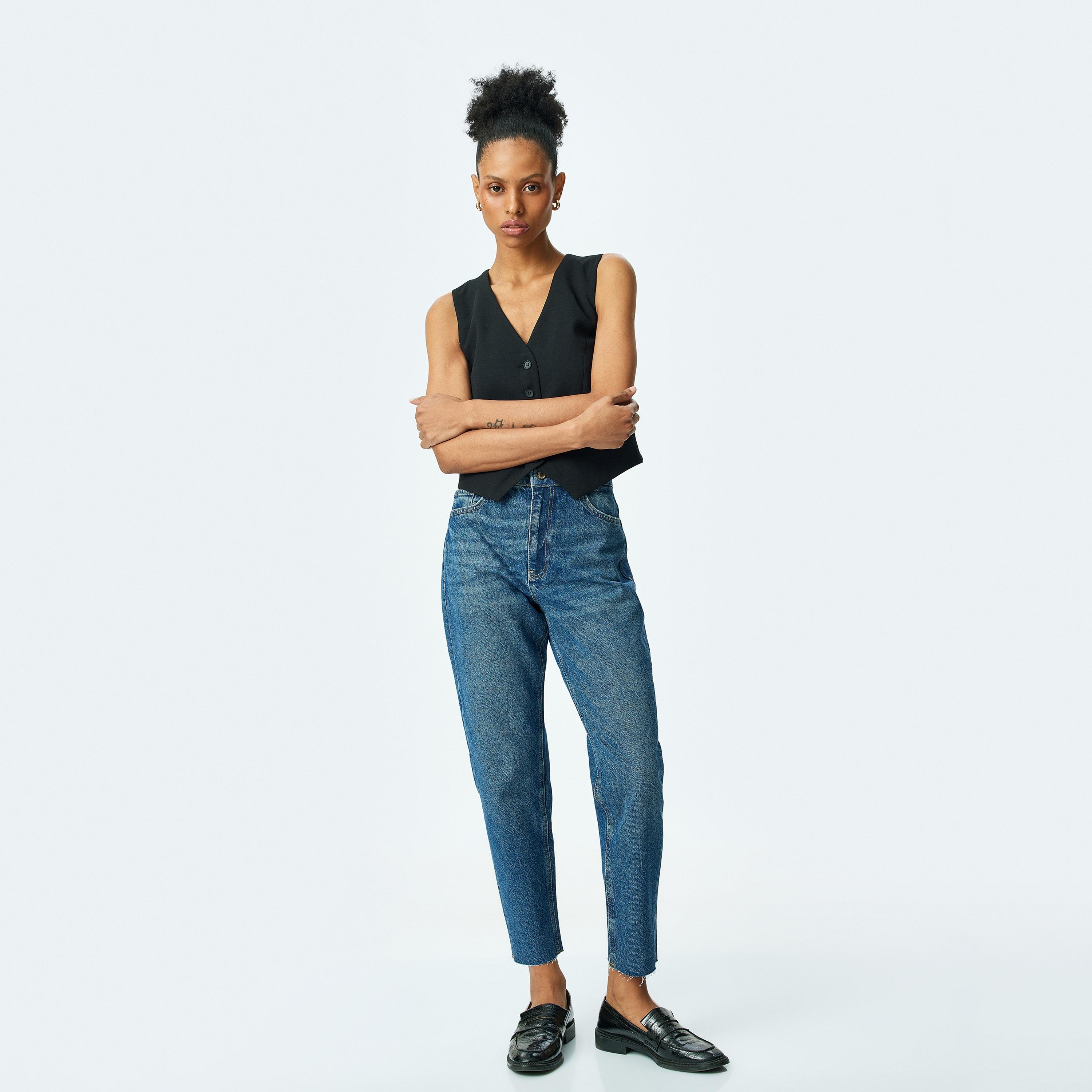 Koton Mom Fit 5 Pockets High-Rise Women's Jeans-women-clothing-bottoms-jeans-image-2