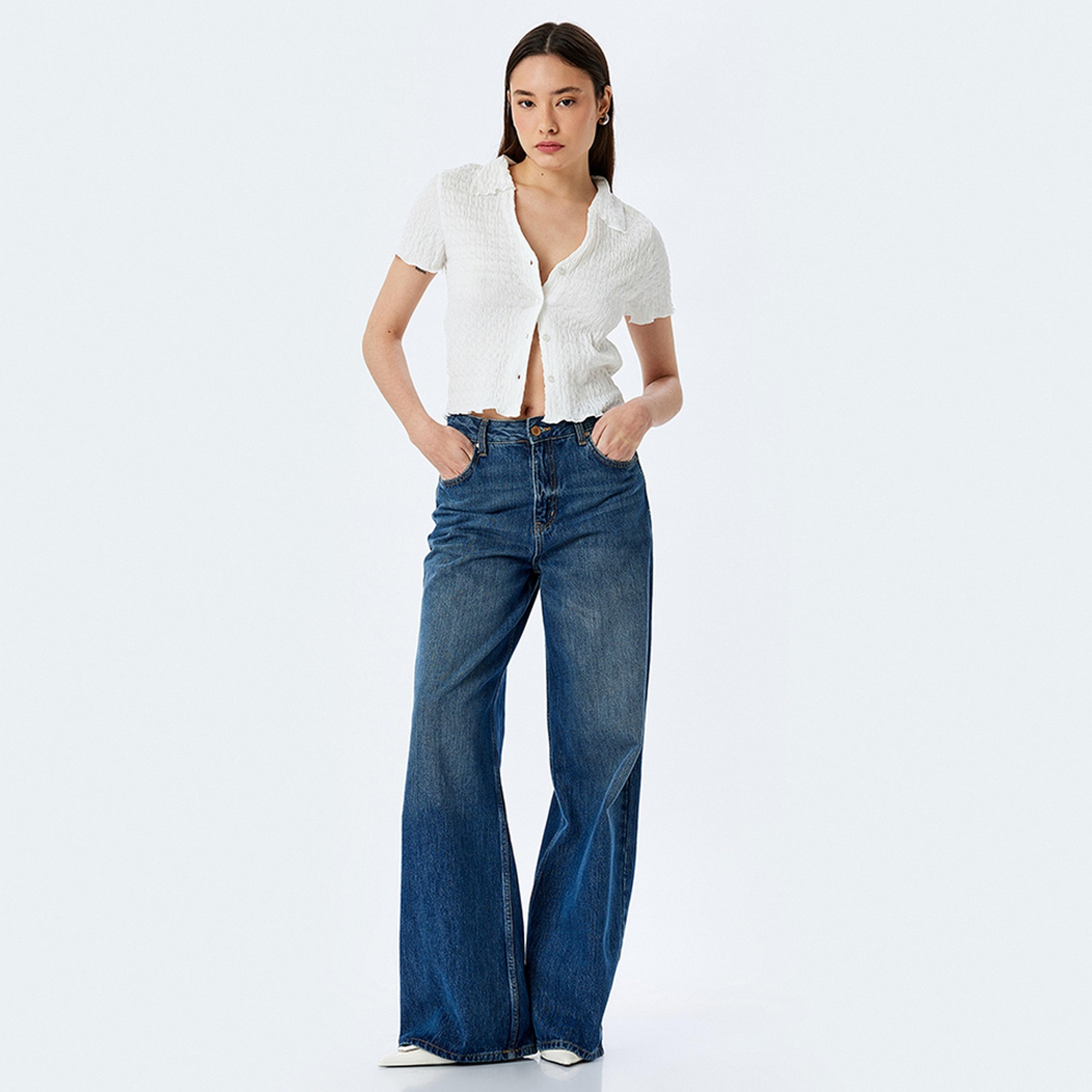 KOTON Textured Collared Short Sleeves Women's Shirt-women-clothing-shirtsandblouses-shirts-image-2