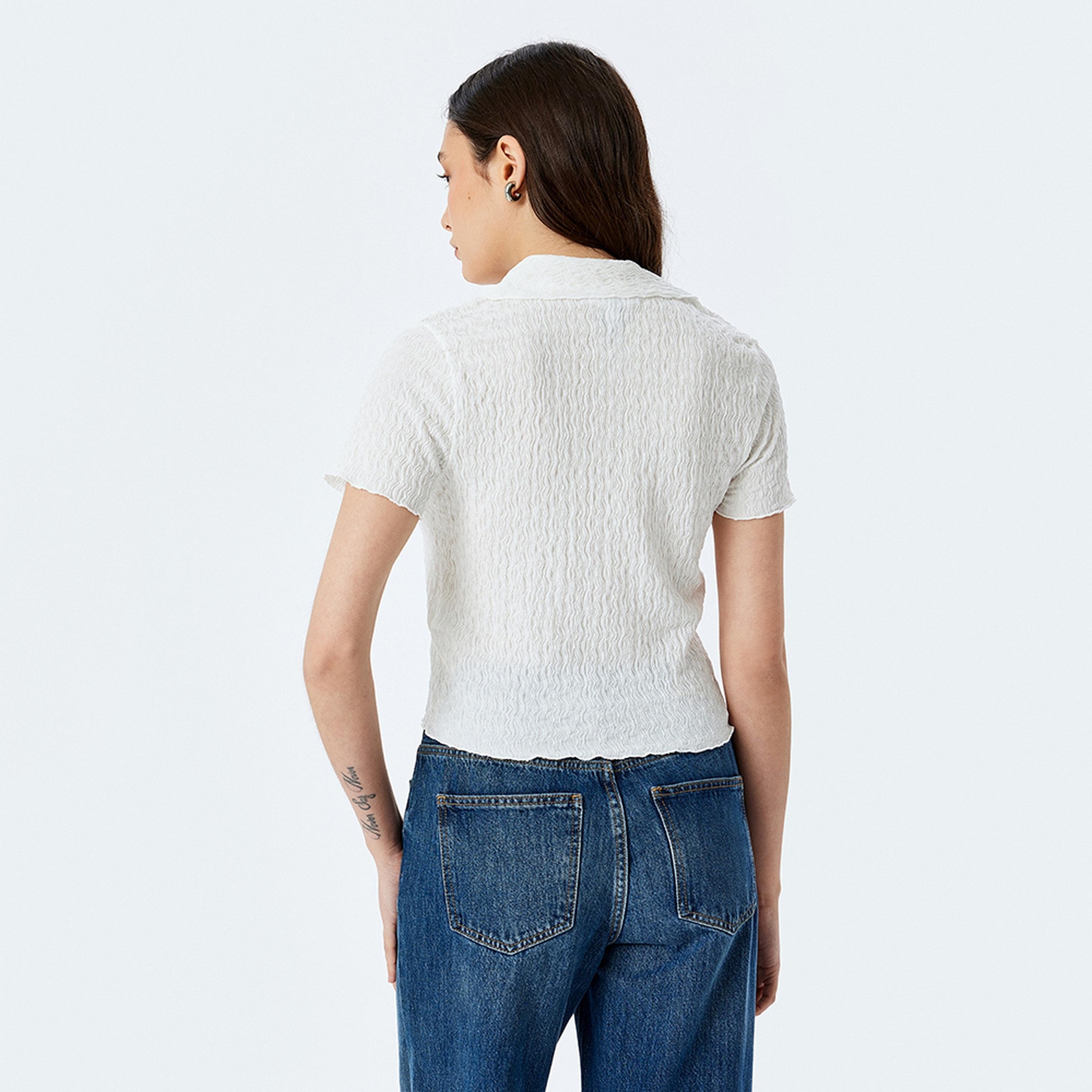 KOTON Textured Collared Short Sleeves Women's Shirt-women-clothing-shirtsandblouses-shirts-image-3