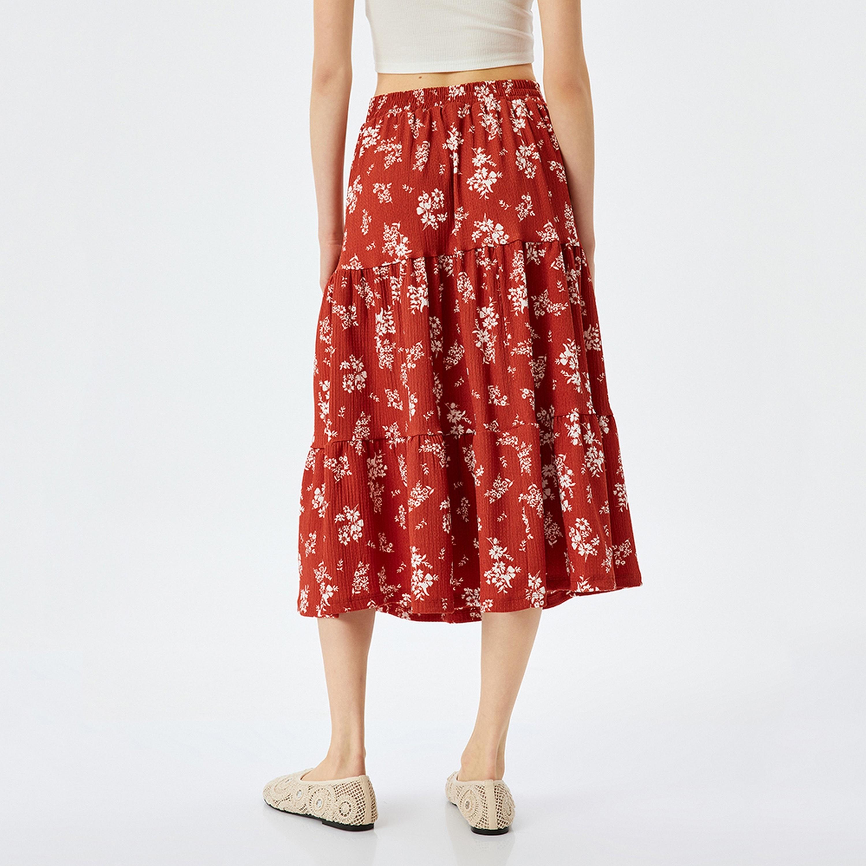 تنورة ميدي نسائية بقصة ايه-لاين بطبقات وطبعة زهور من كوتون.-women-clothing-bottoms-skirts-image-4