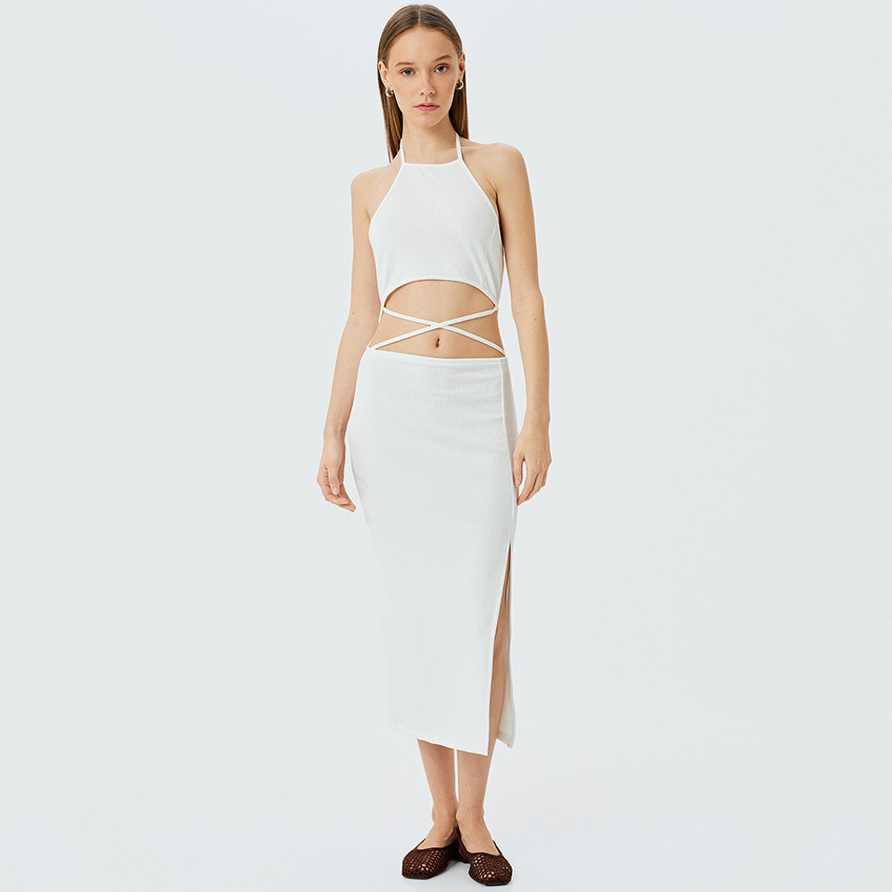 فستان ميني نسائي بفتحة جانبية وياقة رسن وتصميم محكم باللون الأبيض من كوتون.-women-clothing-dresses-image-1